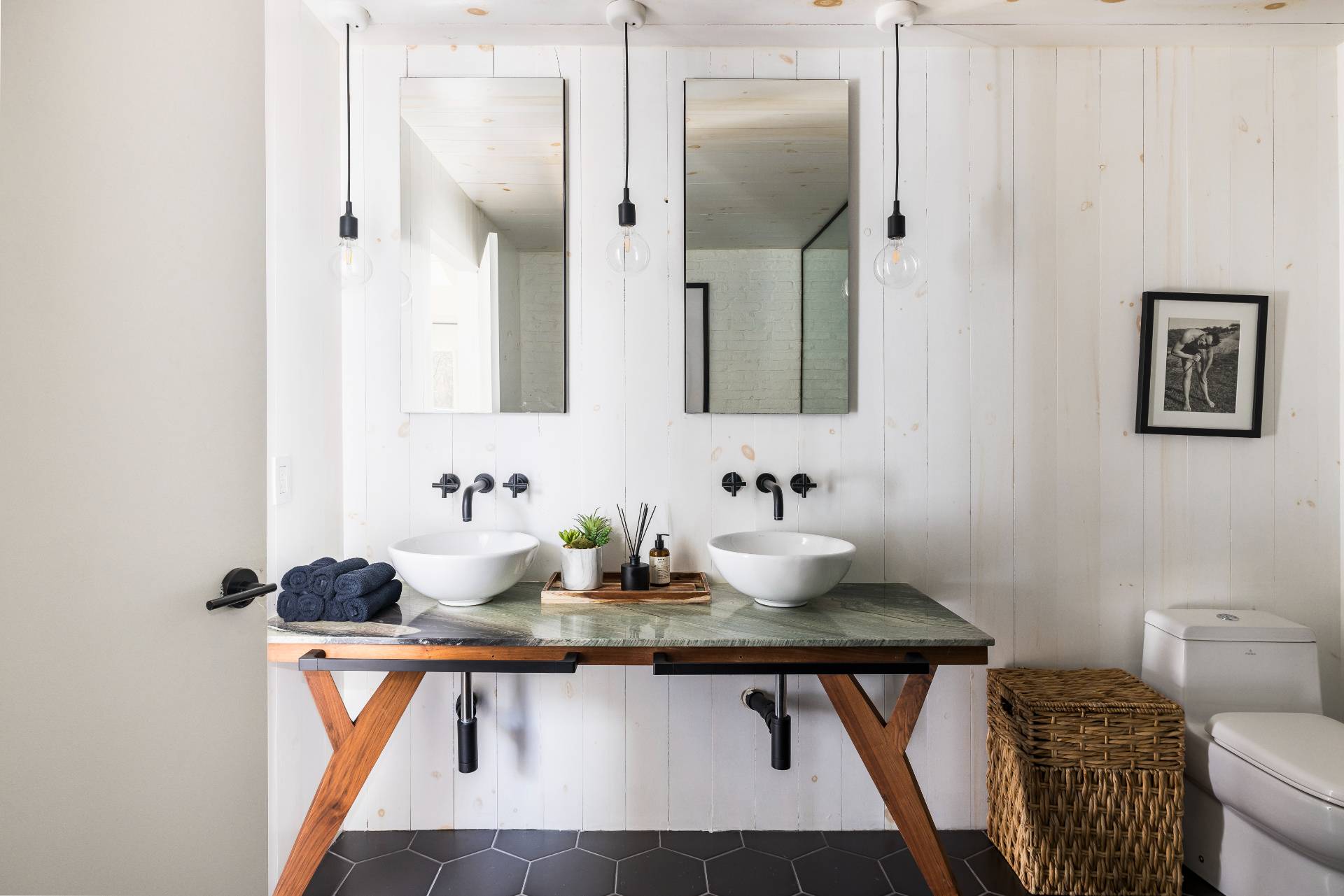 #16 photo, 64 Alewive Brook Road, East Hampton , NY 11937