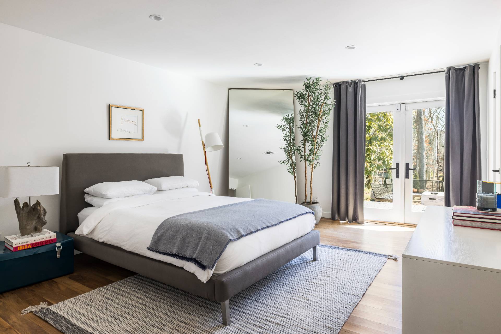 #18 photo, 64 Alewive Brook Road, East Hampton , NY 11937