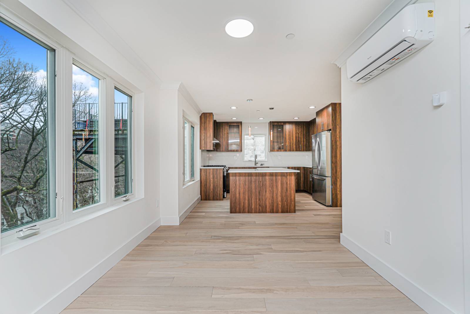 #12 photo, 54 Cedarcliff Road, סטטן איילנד Staten Island , NY 10301