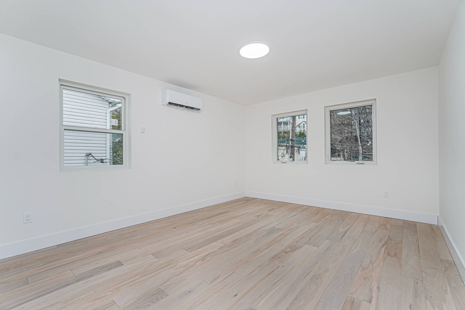 #20 photo, 54 Cedarcliff Road, סטטן איילנד Staten Island , NY 10301