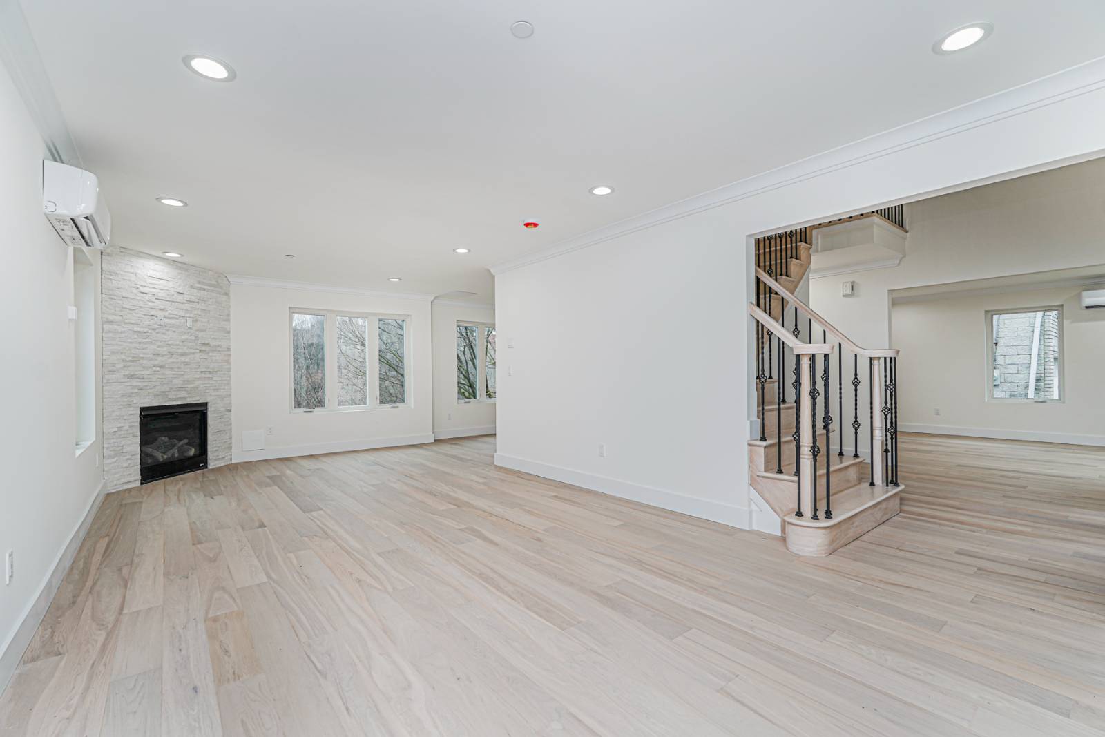 #7 photo, 54 Cedarcliff Road, סטטן איילנד Staten Island , NY 10301