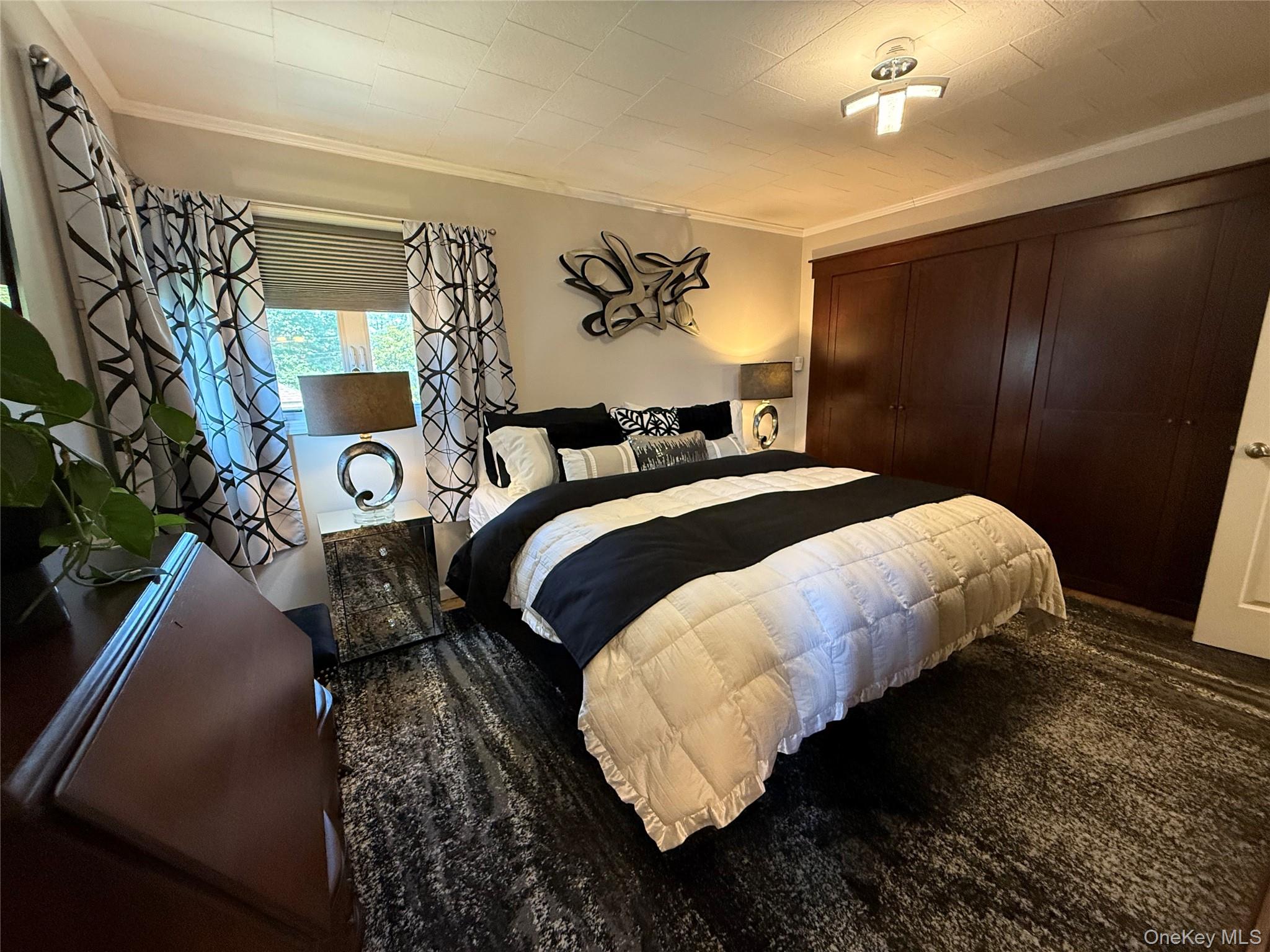 #14 photo, 14 Townsend Place, Syosset , NY 11791