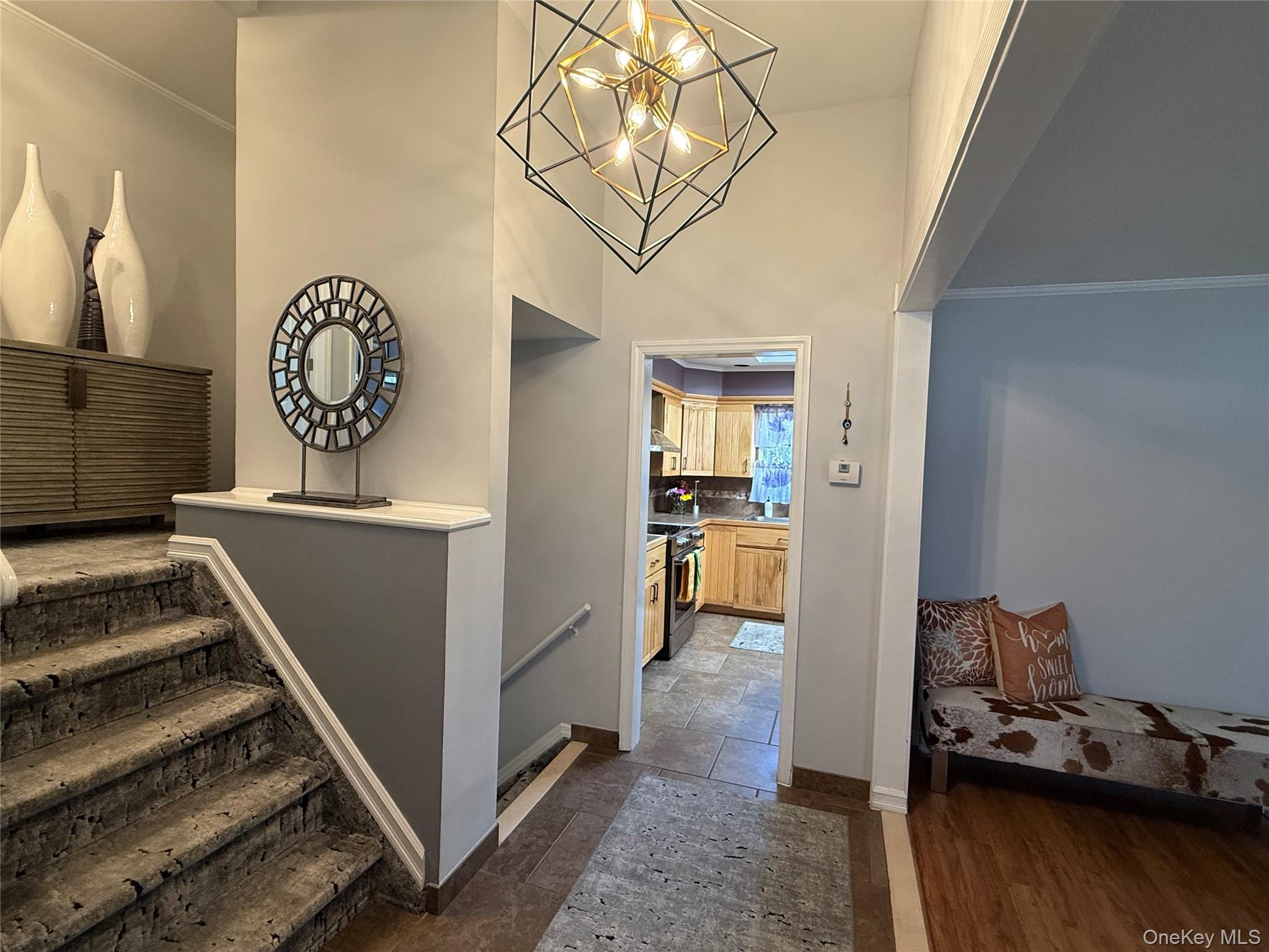 #3 photo, 14 Townsend Place, Syosset , NY 11791