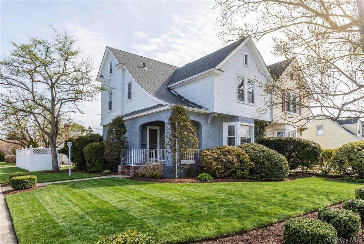 #2 photo, 343 Nassau Boulevard, New Hyde Park , NY 11040