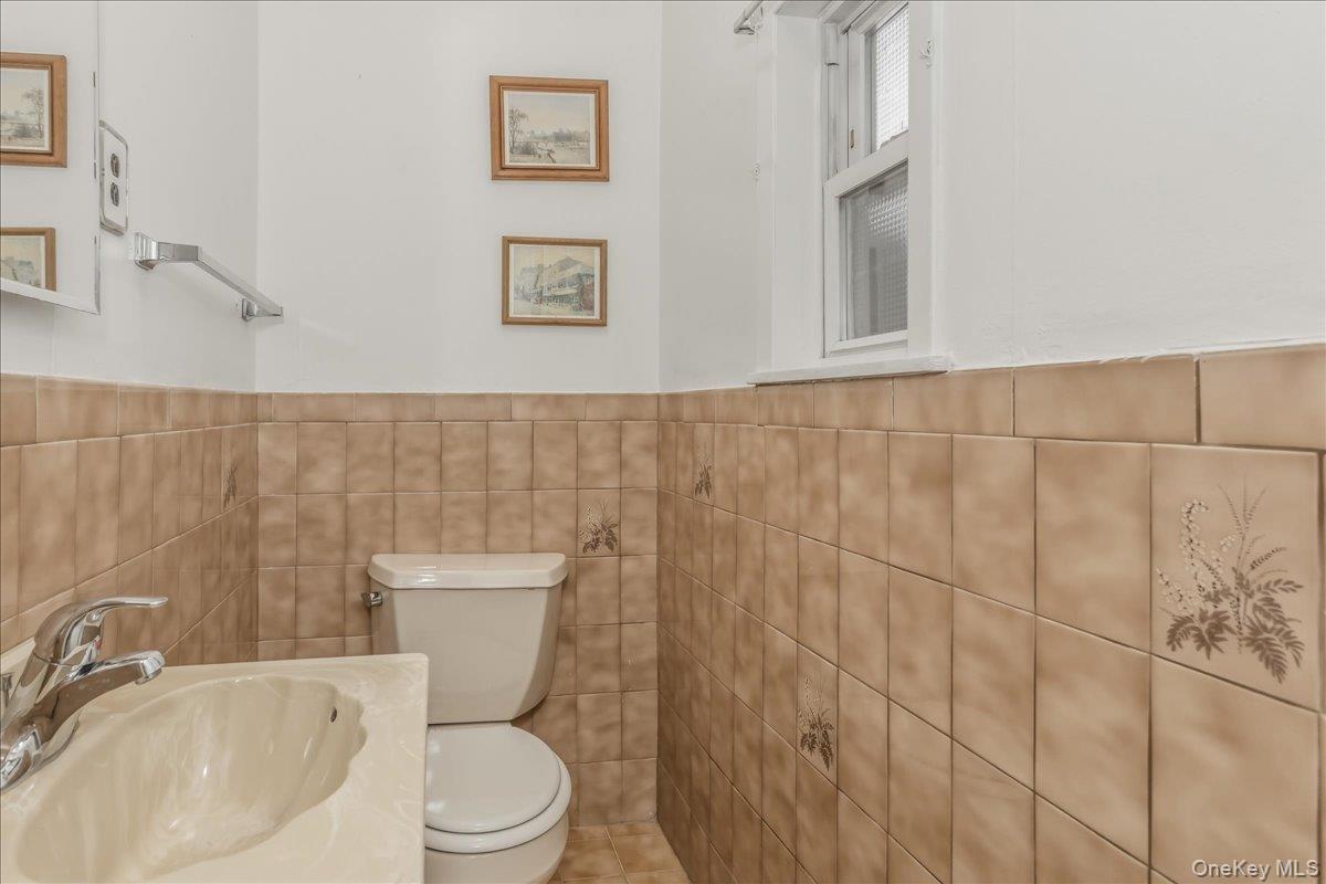 #9 photo, 343 Nassau Boulevard, New Hyde Park , NY 11040