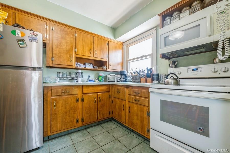 #10 photo, 236 N Richmond Avenue, Massapequa , NY 11758