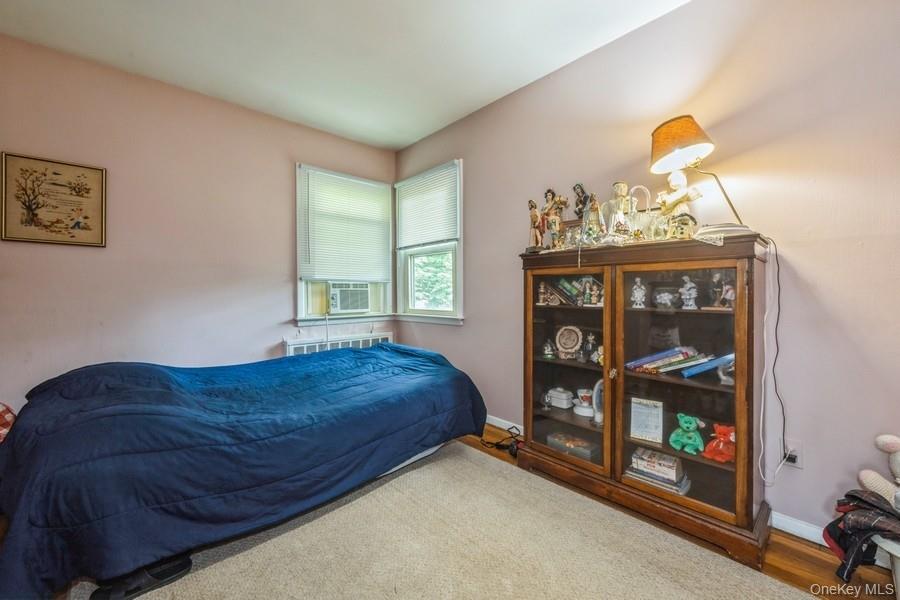 #13 photo, 236 N Richmond Avenue, Massapequa , NY 11758