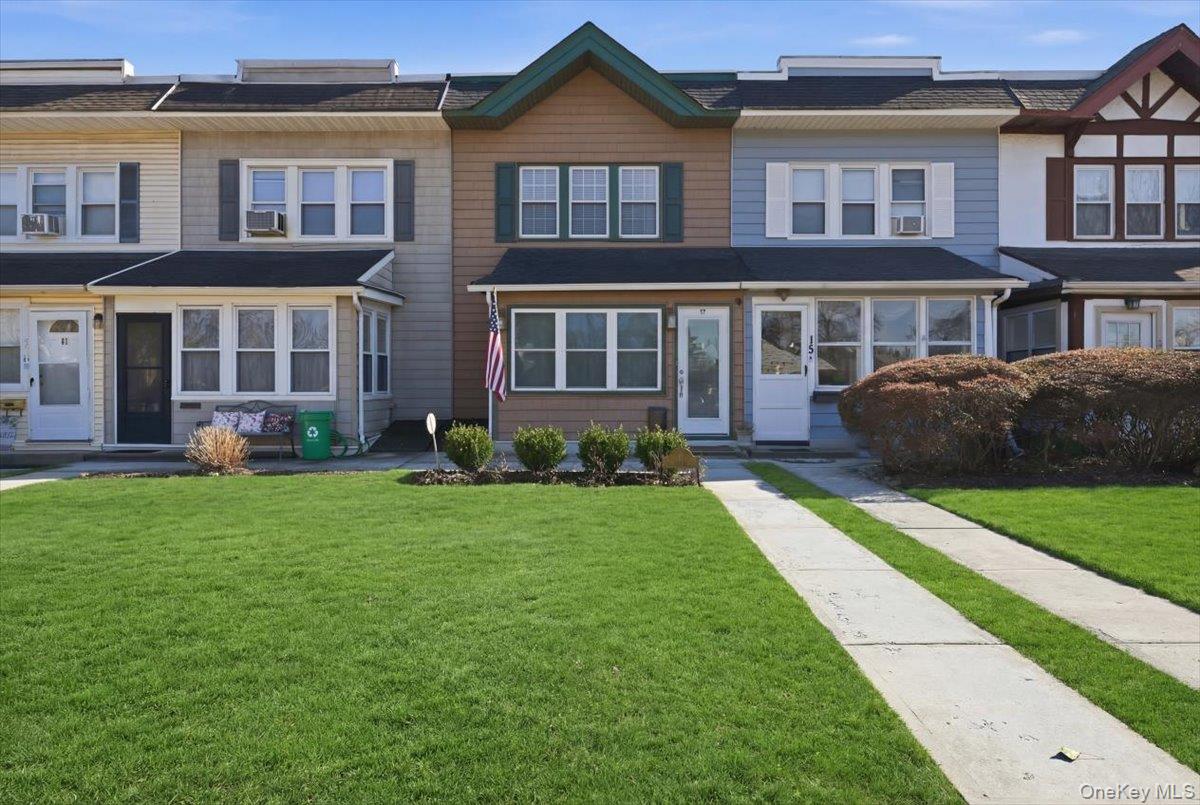 #1 photo, 17 Meadow Street, Garden City , NY 11530