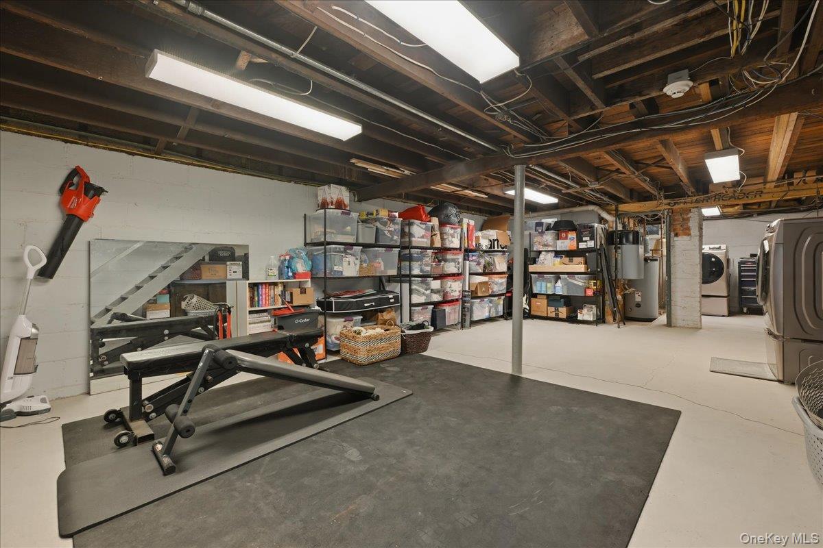 #20 photo, 17 Meadow Street, Garden City , NY 11530