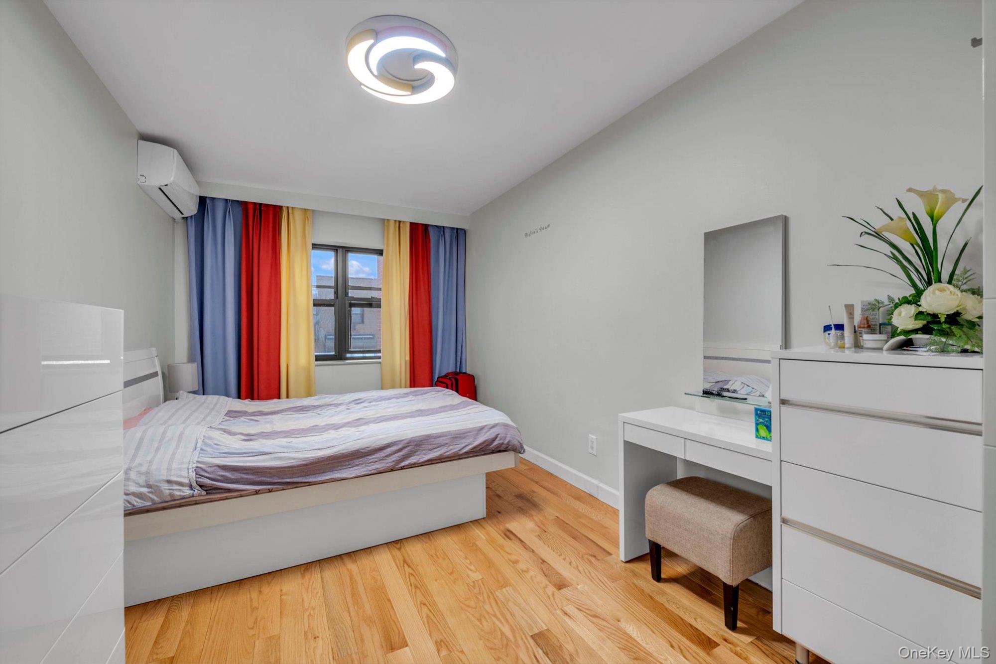 #7 photo, 5033 68th Street, Woodside , NY 11377