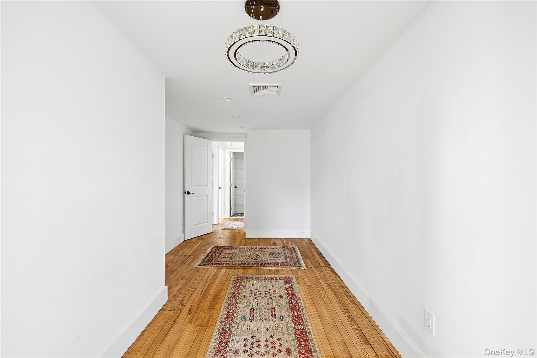 #12 photo, 14 Suydam Drive, Melville , NY 11747