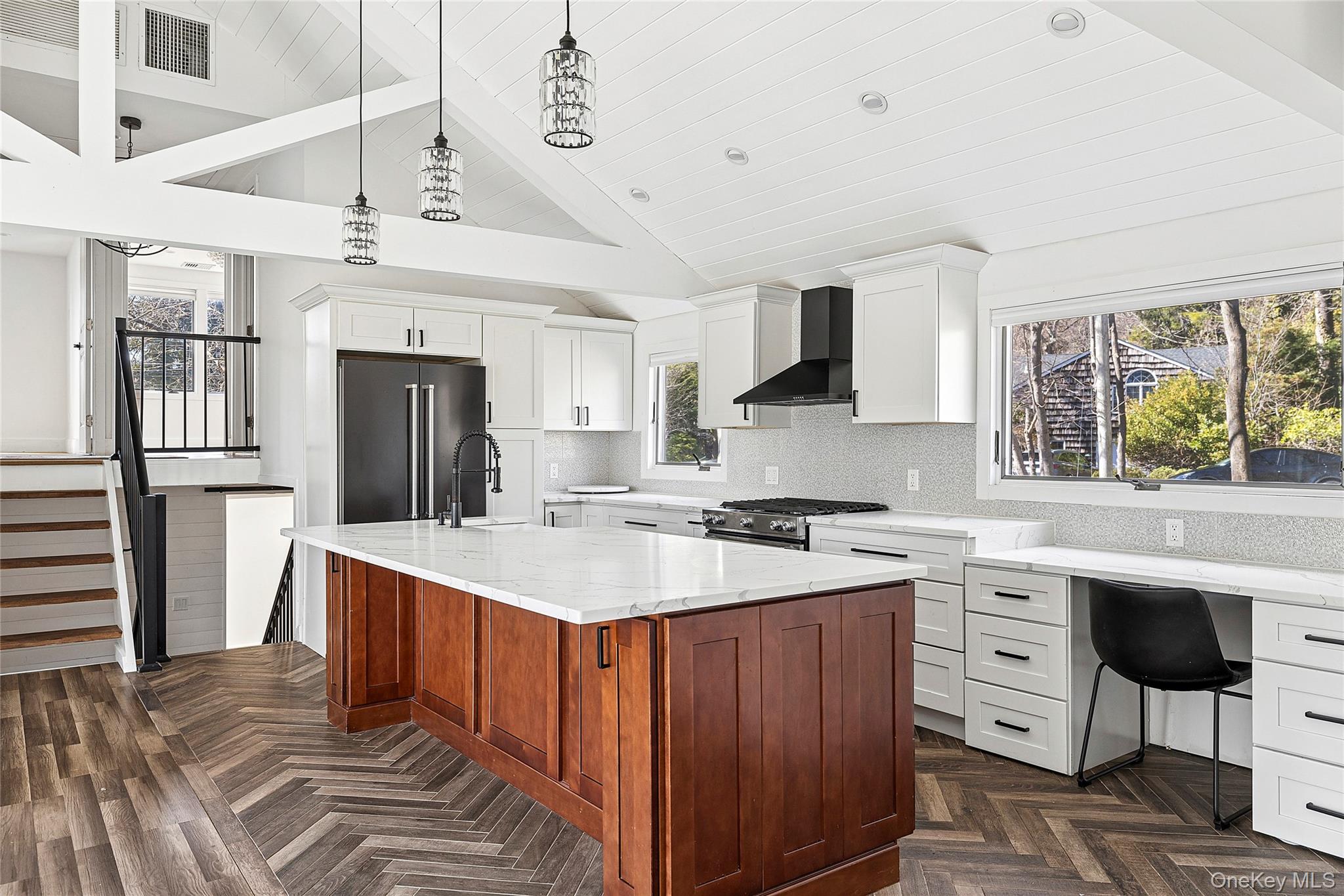 #5 photo, 14 Suydam Drive, Melville , NY 11747