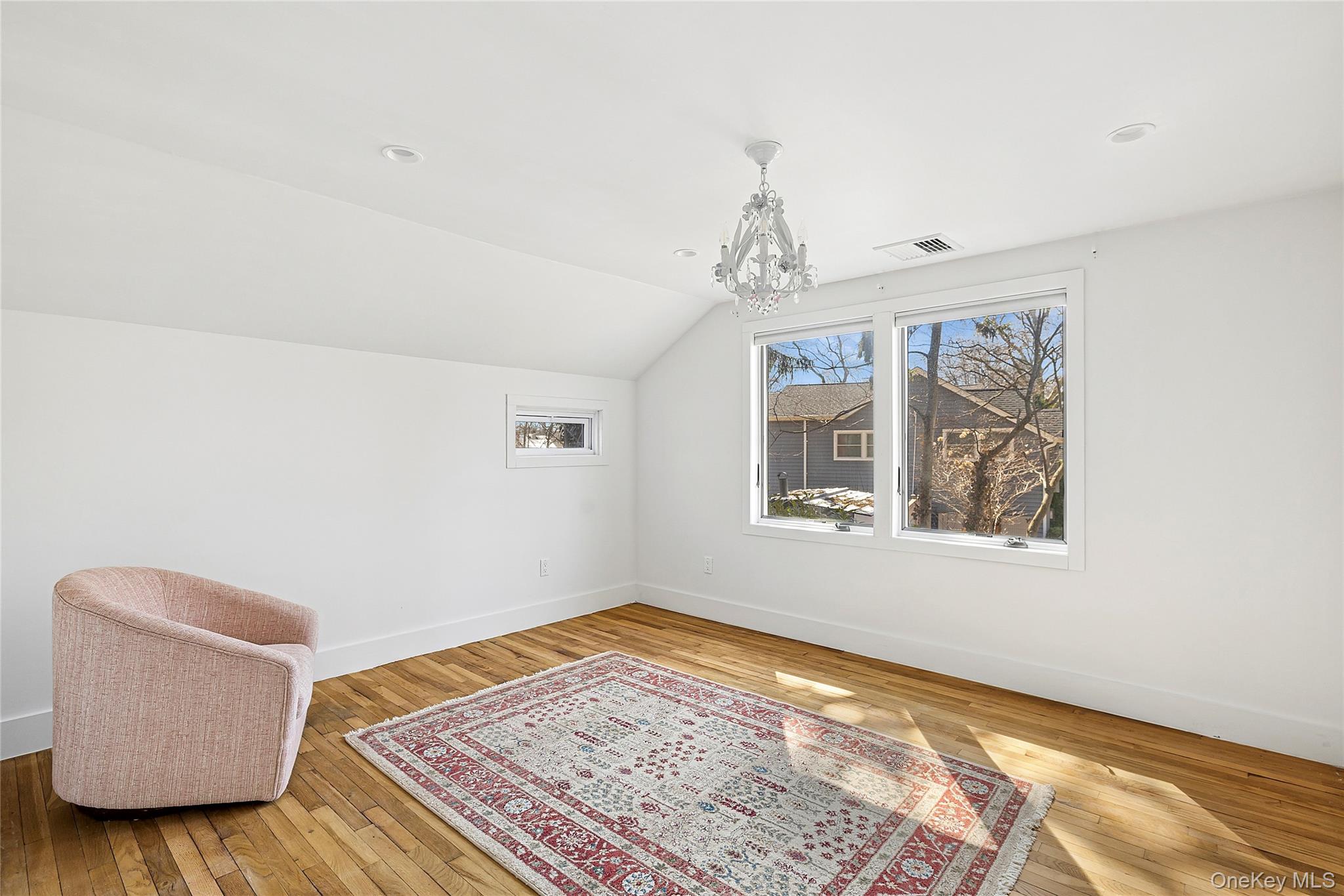 #8 photo, 14 Suydam Drive, Melville , NY 11747