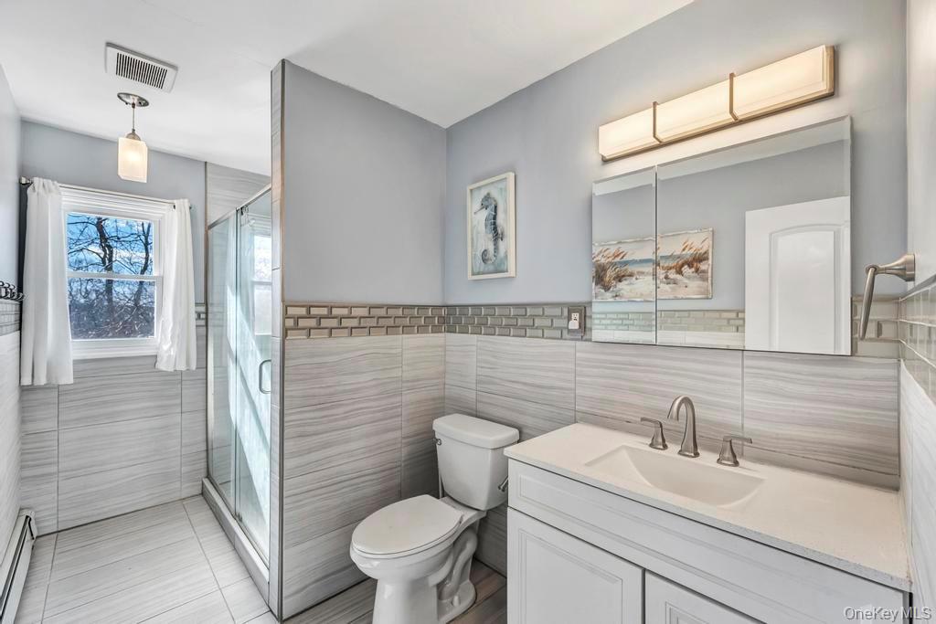 #19 photo, 16 Jerome Road, Sound Beach , NY 11789