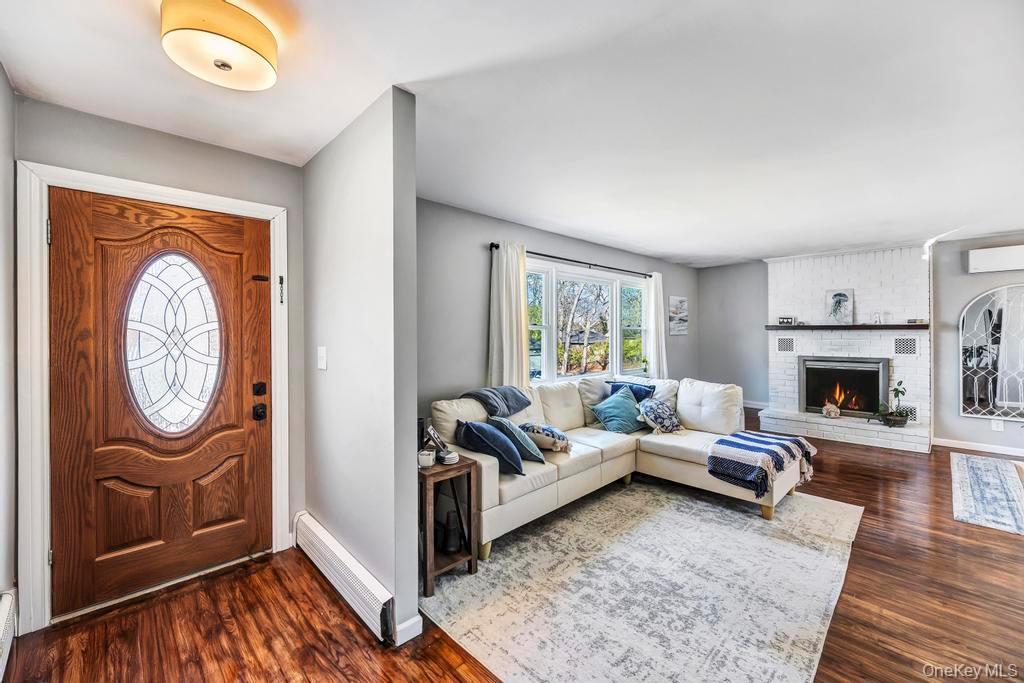 #3 photo, 16 Jerome Road, Sound Beach , NY 11789