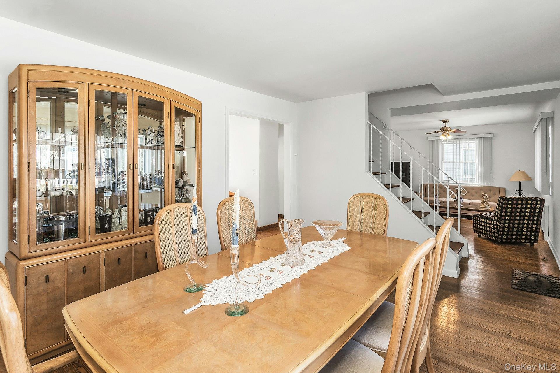 #10 photo, 1844 Old Mill Road, Merrick , NY 11566