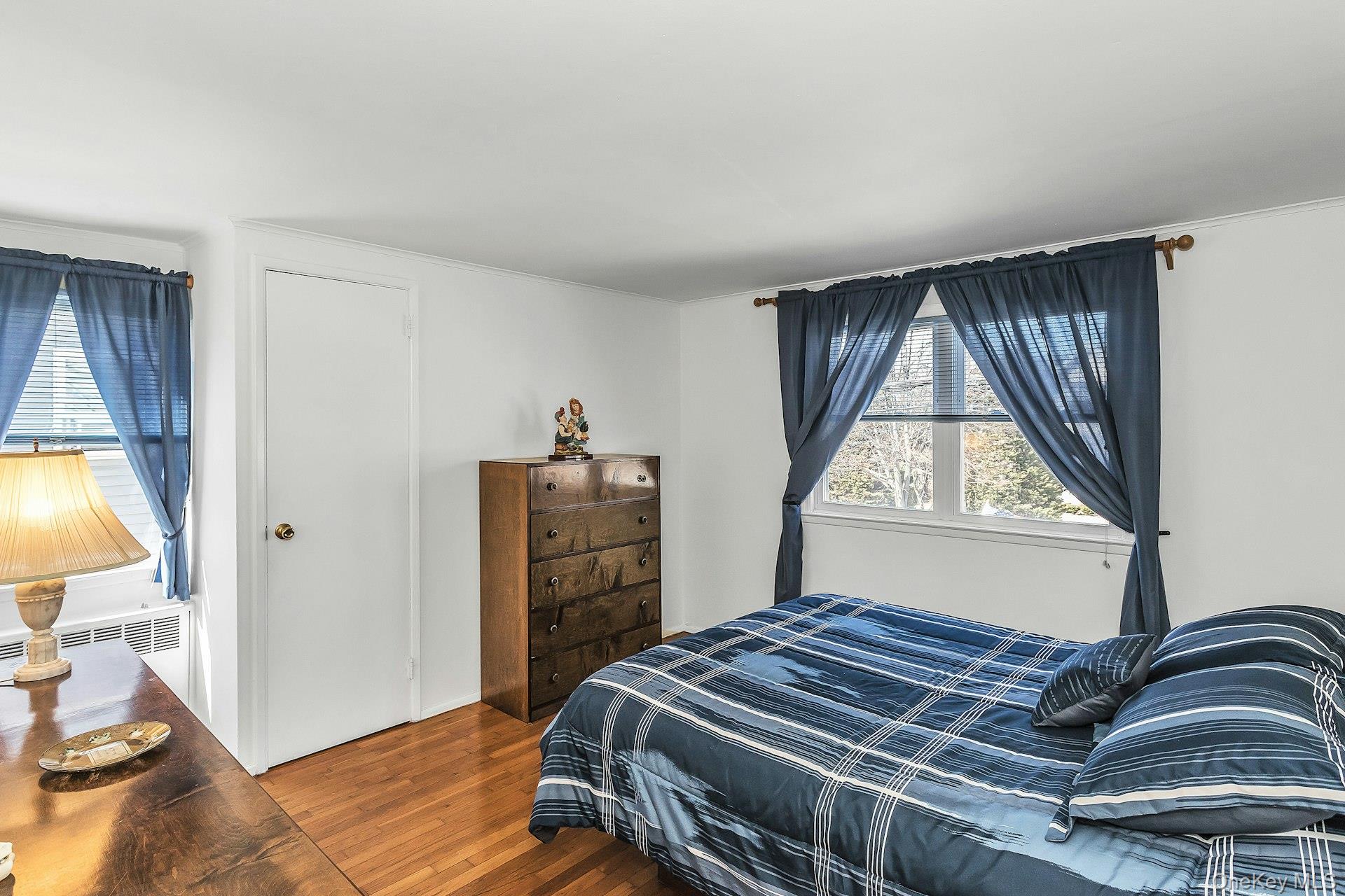 #17 photo, 1844 Old Mill Road, Merrick , NY 11566