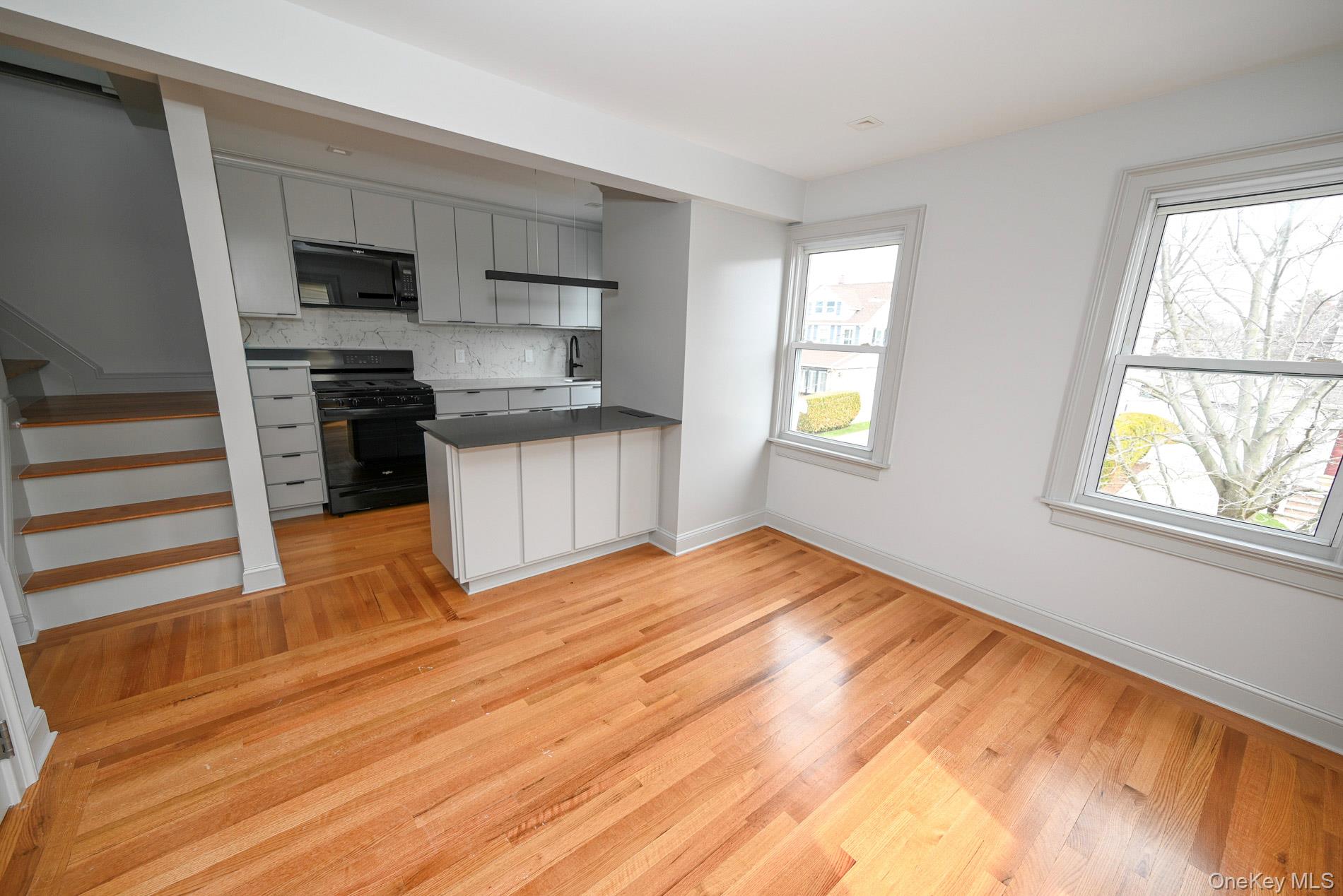 #11 photo, 29 Everett Street, Lynbrook , NY 11563