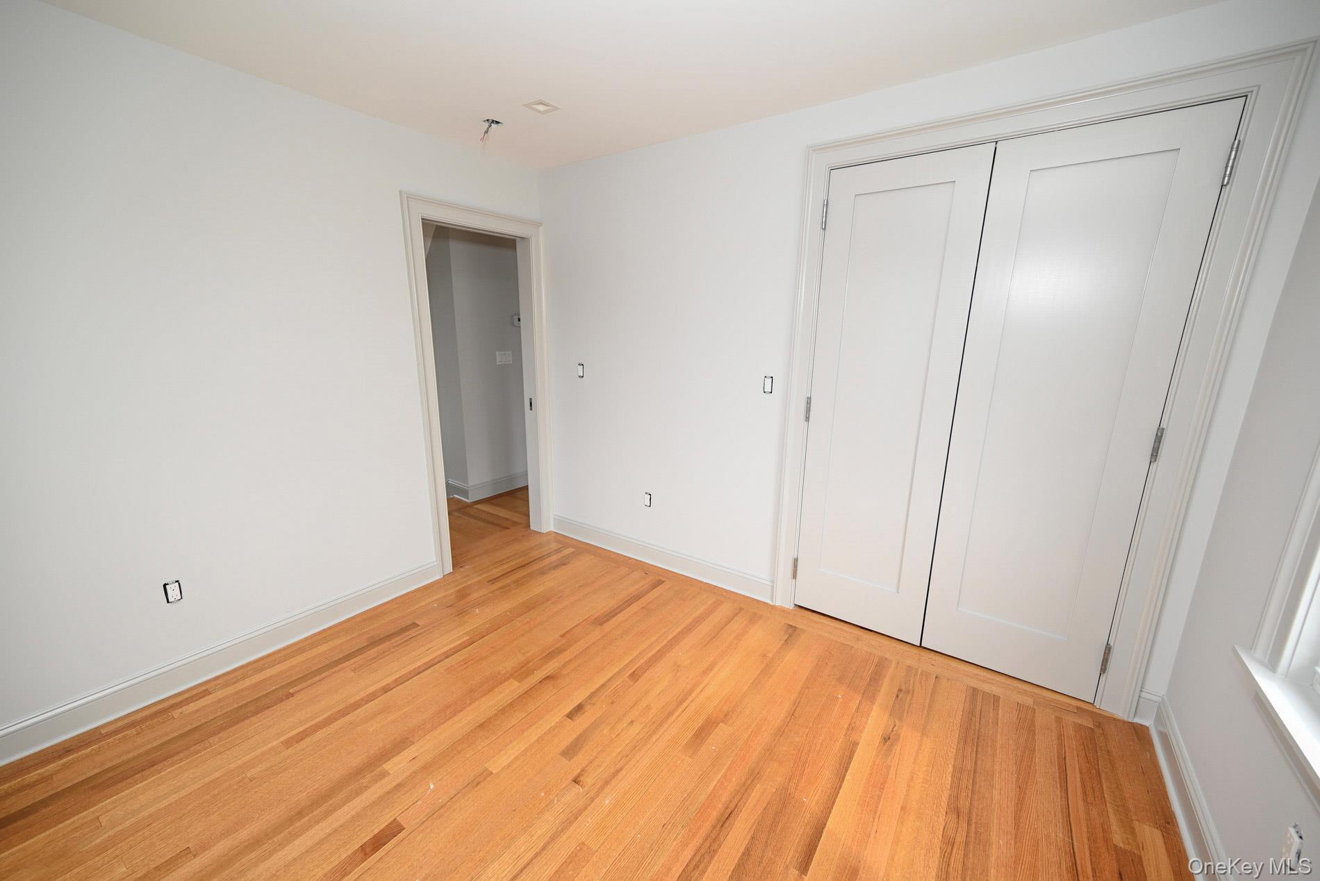 #16 photo, 29 Everett Street, Lynbrook , NY 11563