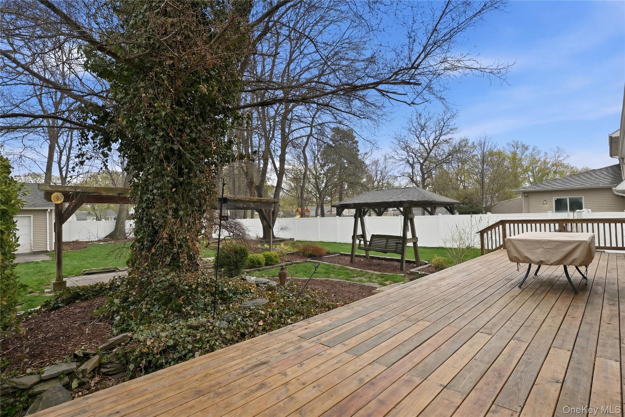 #19 photo, 112 Noel Drive, Centereach , NY 11720