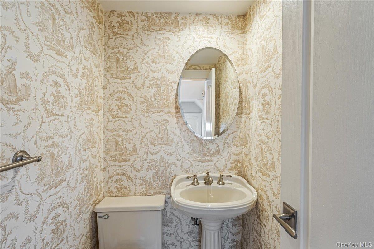 #13 photo, 12 Davison Avenue, নাসাউ কাউন্টি East Rockaway , NY 11518