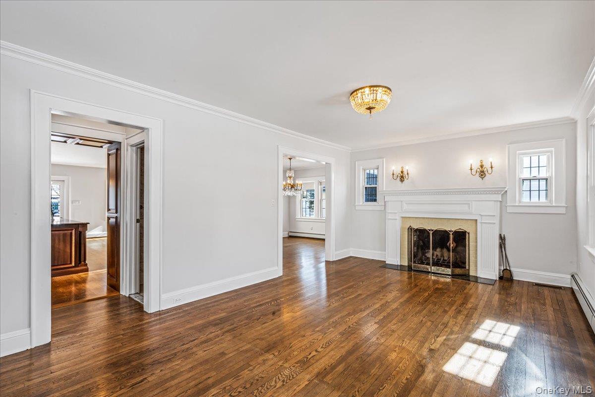 #6 photo, 12 Davison Avenue, নাসাউ কাউন্টি East Rockaway , NY 11518