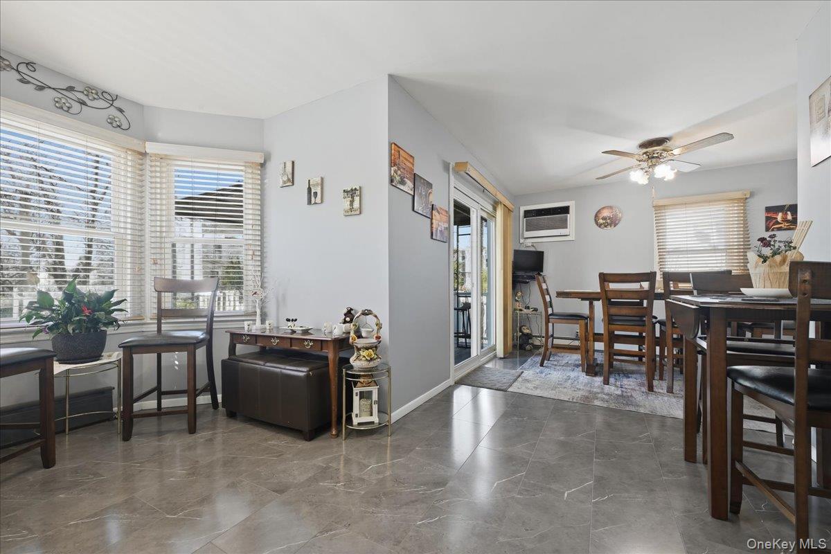 #6 photo, 2 Squirrel Drive, নাসাউ কাউন্টি East Rockaway , NY 11518