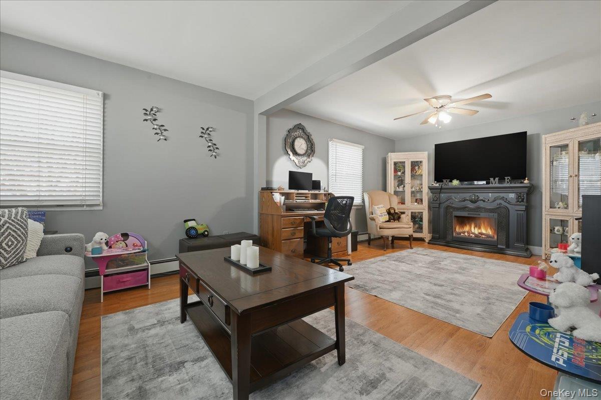 #9 photo, 2 Squirrel Drive, নাসাউ কাউন্টি East Rockaway , NY 11518