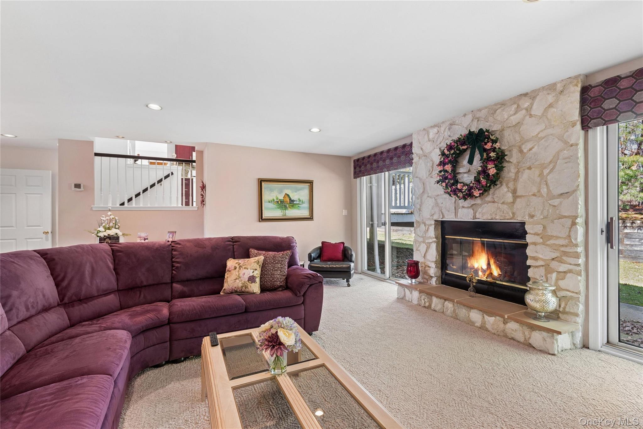 #12 photo, 12 Stone Gate Court, Smithtown , NY 11787