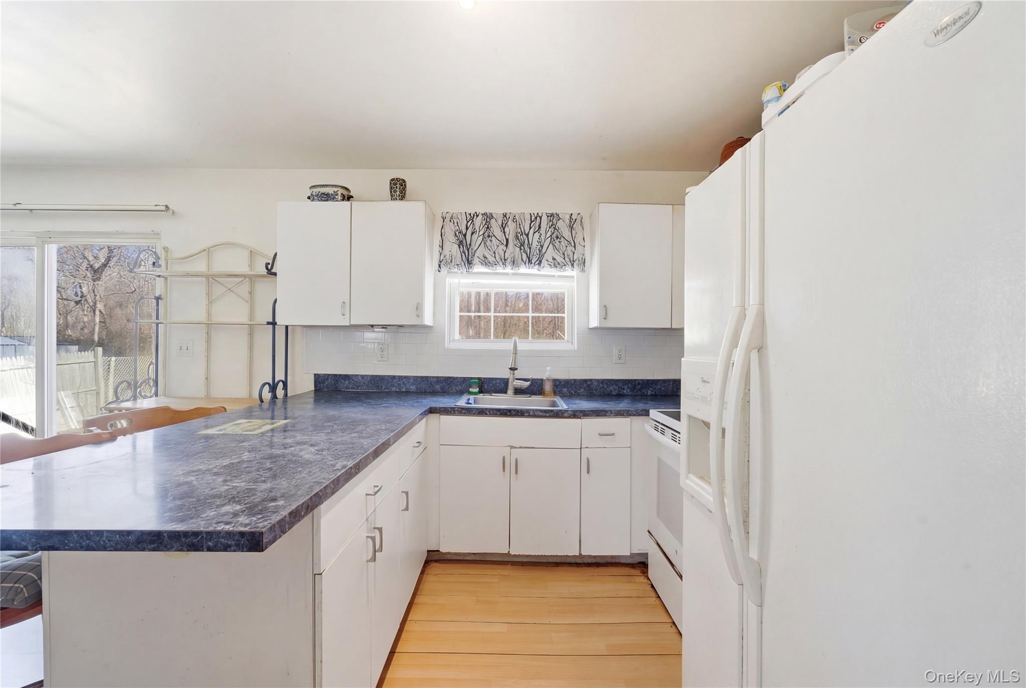 #11 photo, 55 Carver Boulevard, Bellport , NY 11713