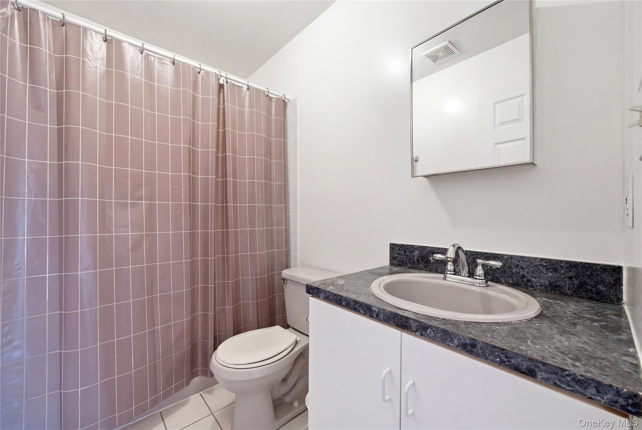 #17 photo, 55 Carver Boulevard, Bellport , NY 11713