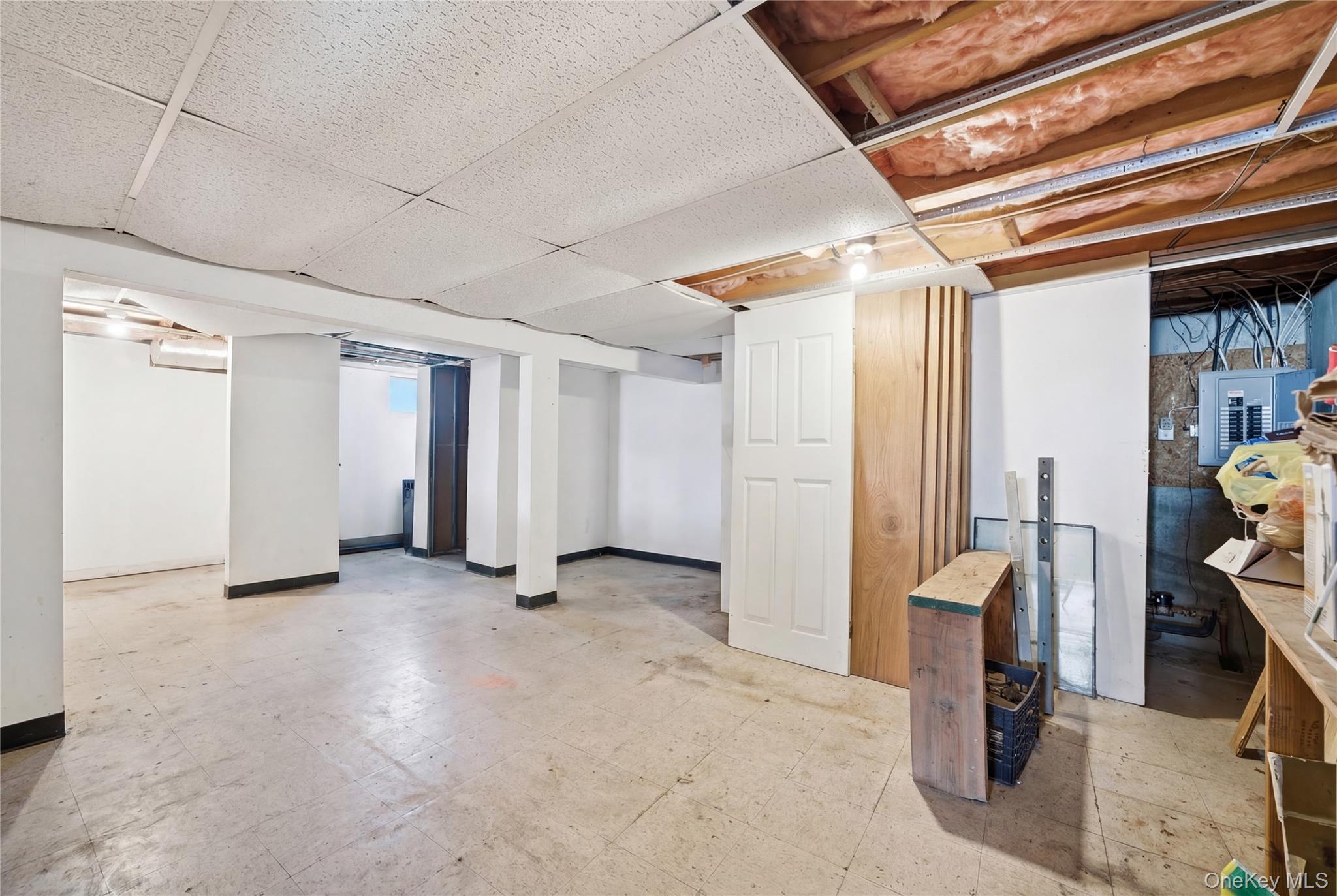 #19 photo, 55 Carver Boulevard, Bellport , NY 11713