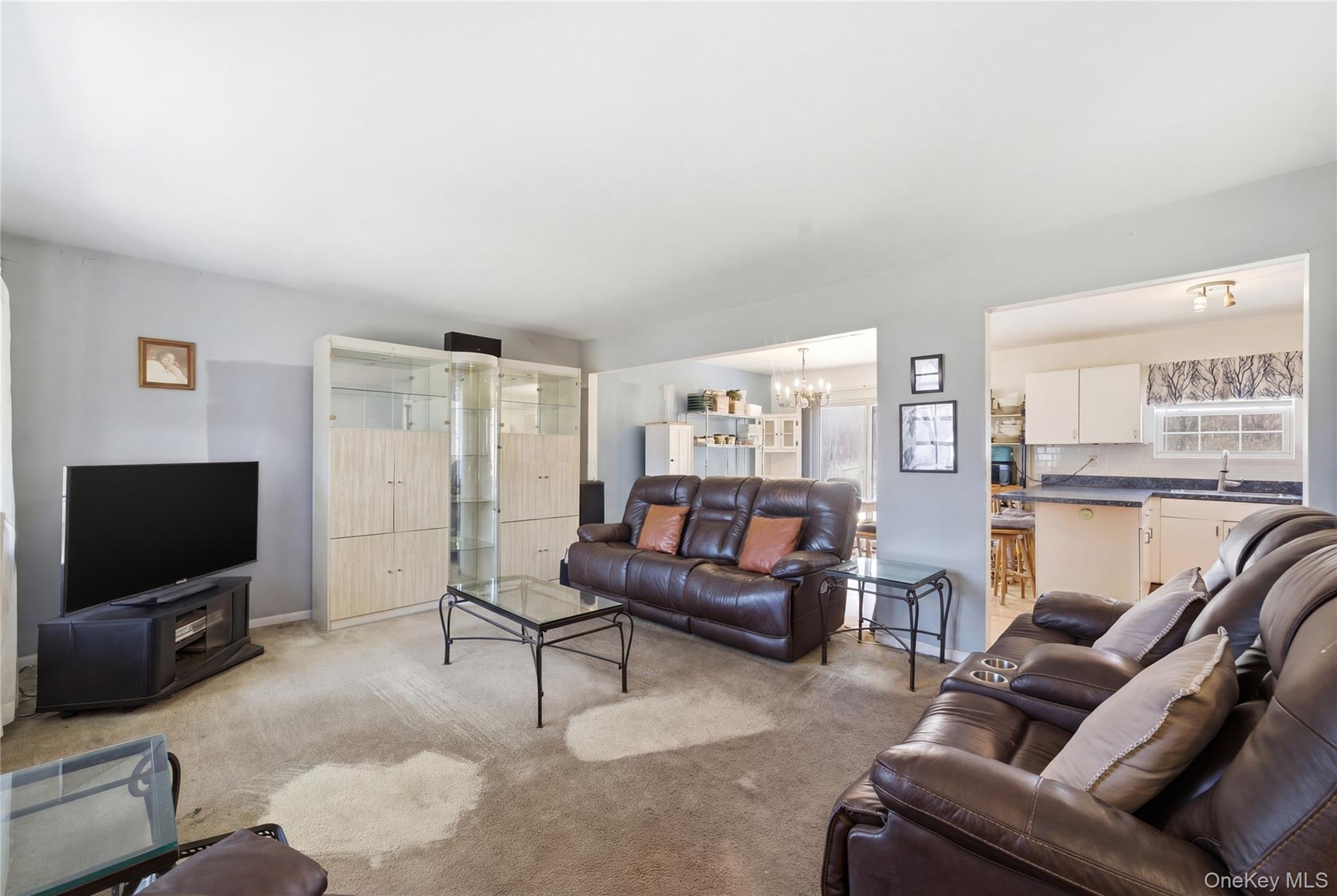 #7 photo, 55 Carver Boulevard, Bellport , NY 11713