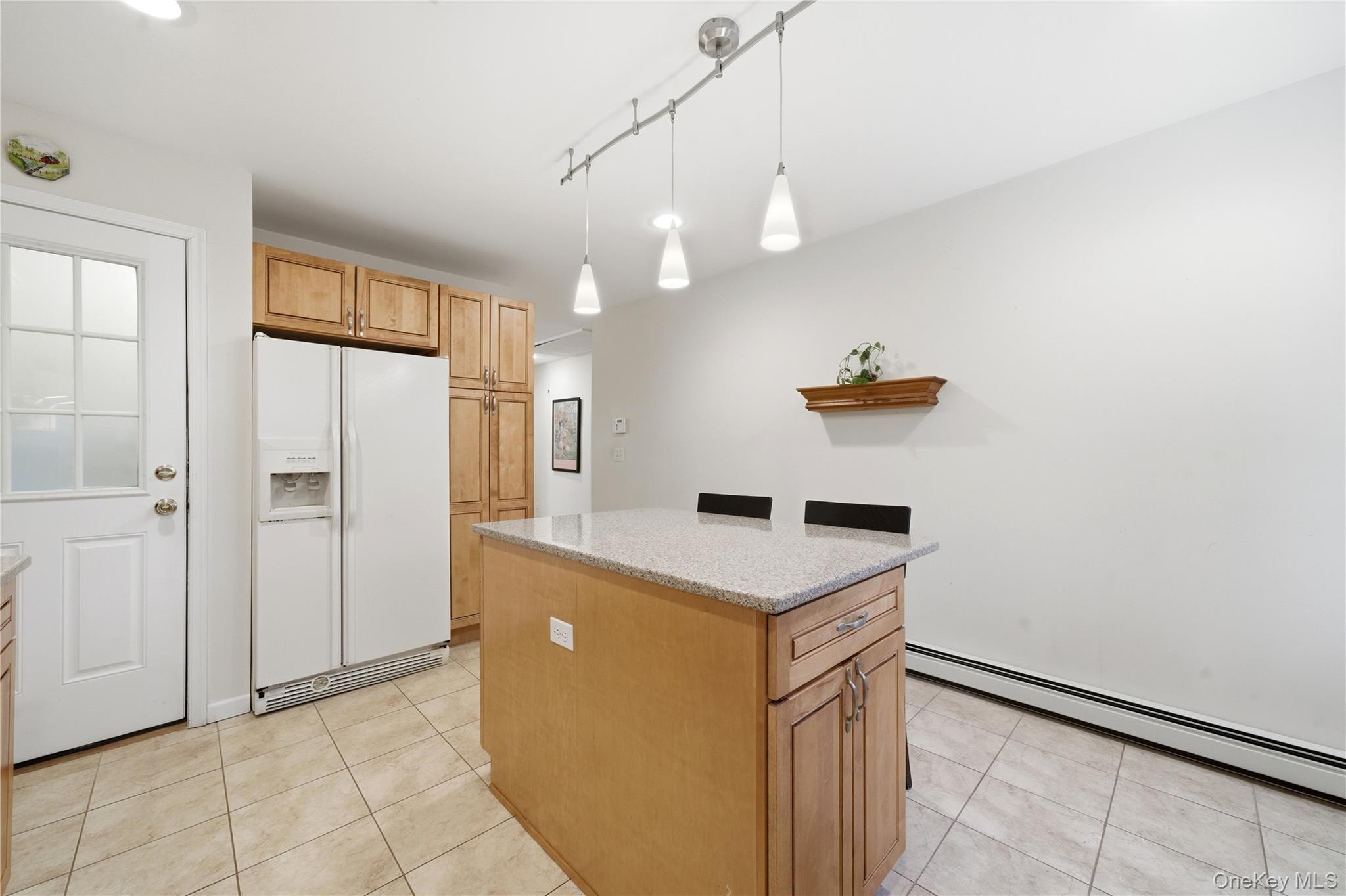 #15 photo, 43 Ridgeway Boulevard, Bay Shore , NY 11706