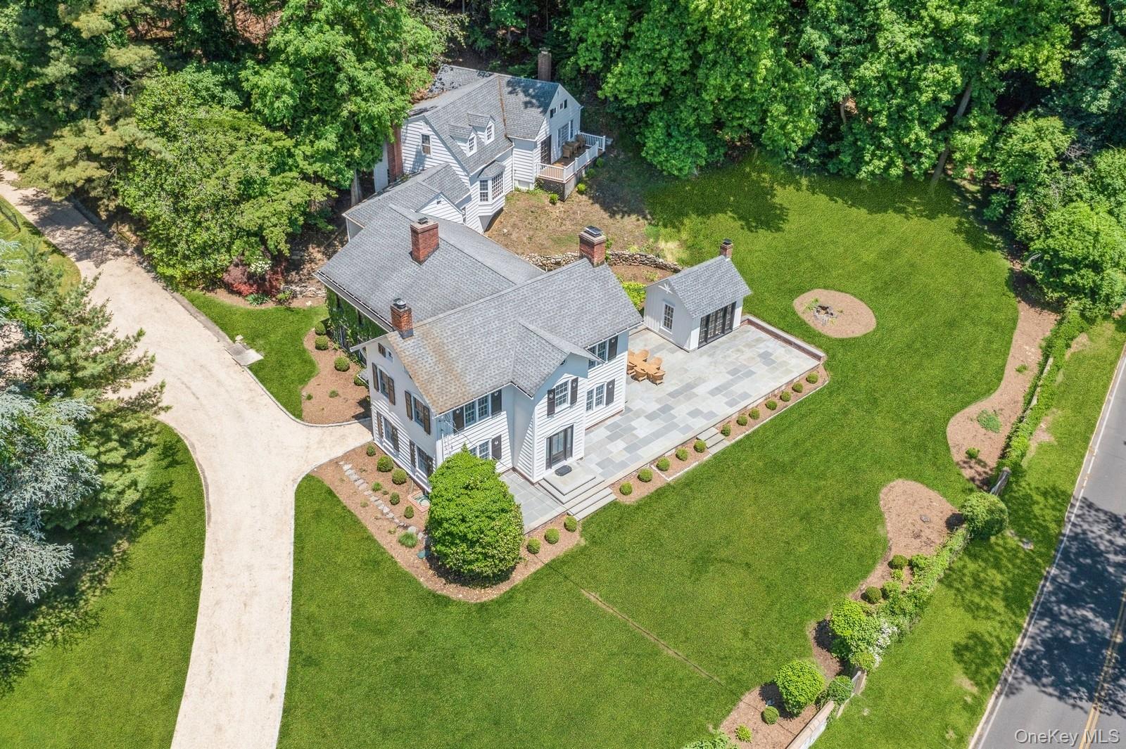 #2 photo, 15 Lloyd Harbor Road, Lloyd Harbor , NY 11743