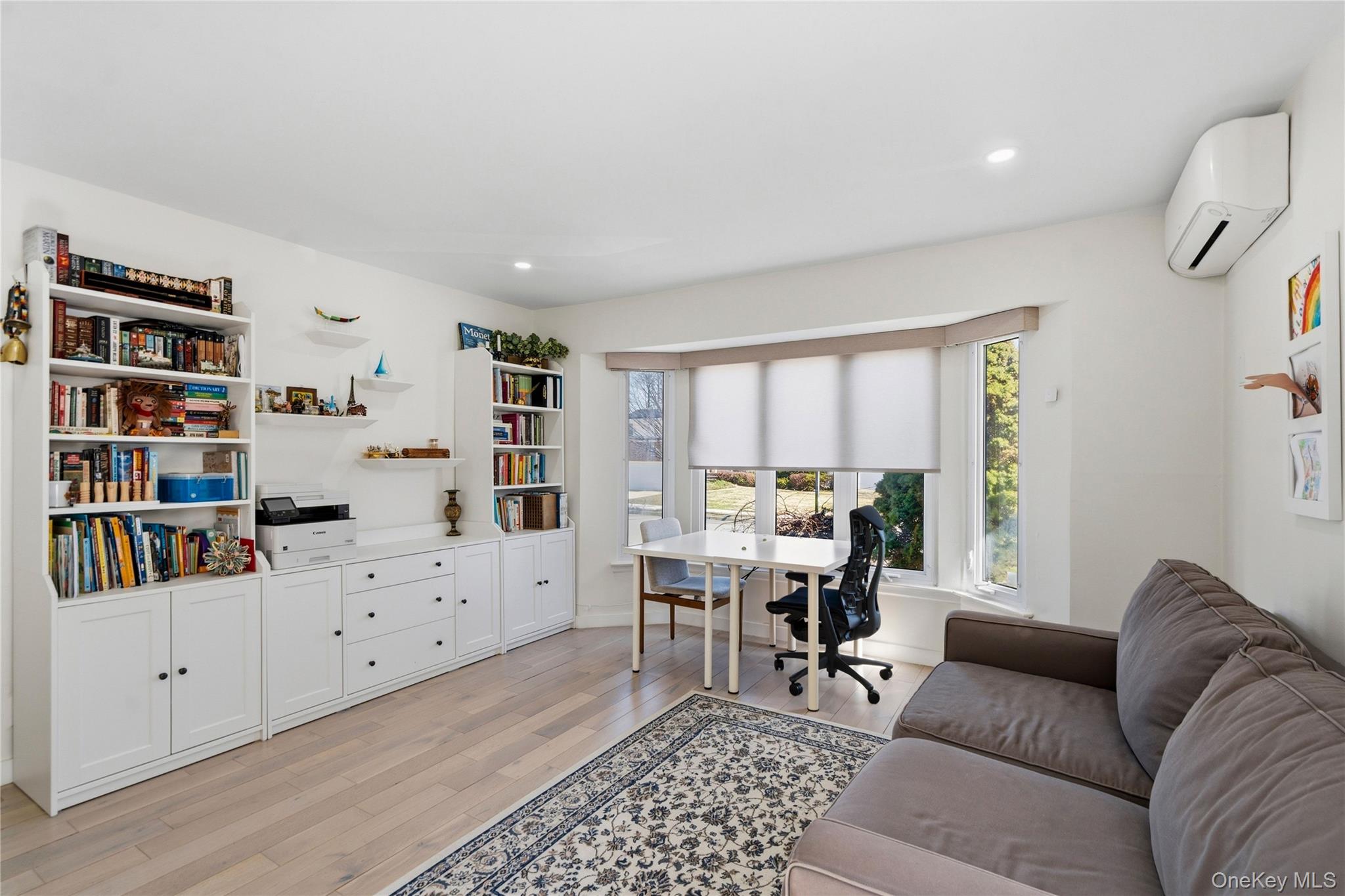 #14 photo, 25 Leonard Road, Syosset , NY 11791