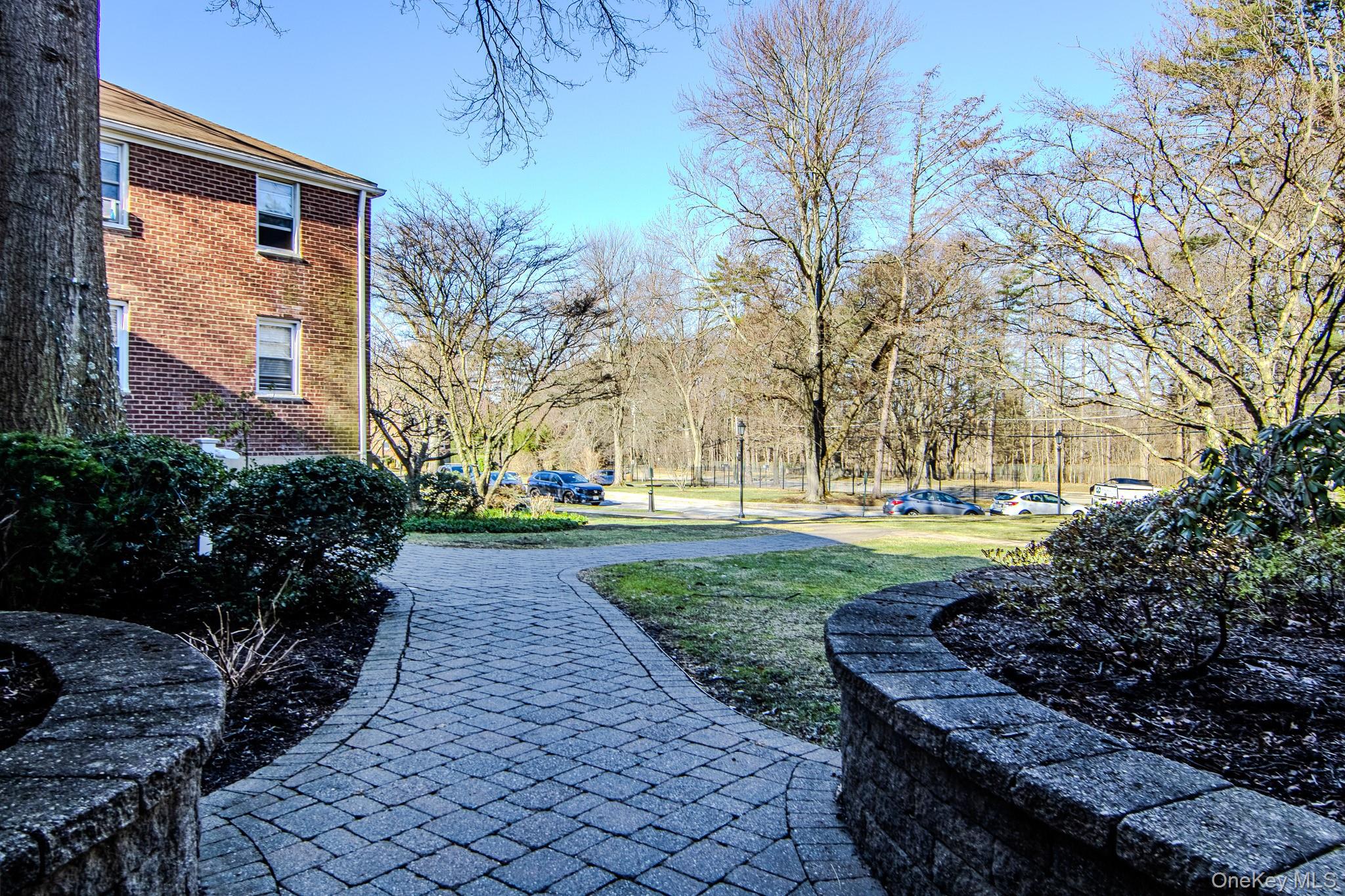 #12 photo, 185 Bryant Avenue, White Plains , NY 10605