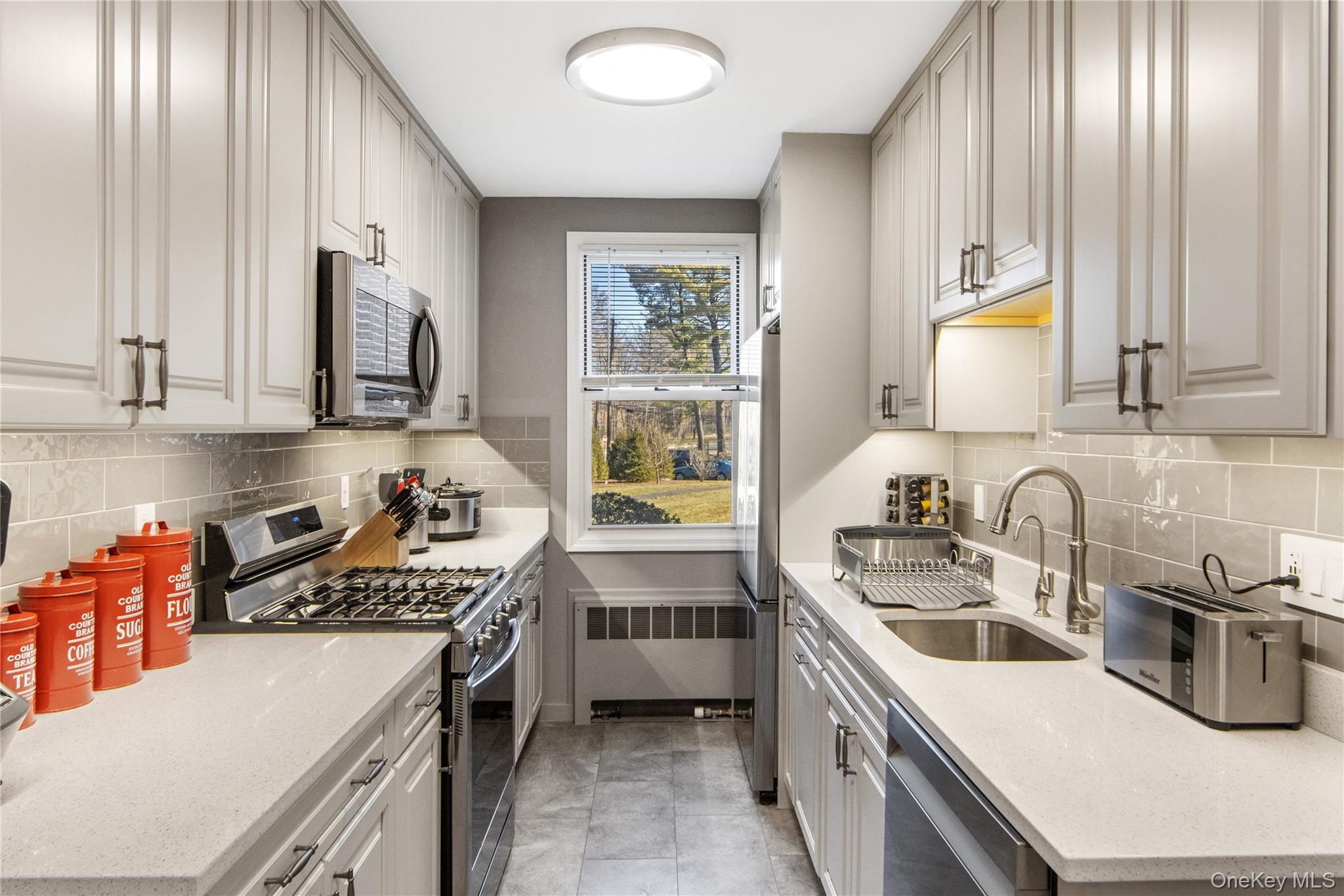 #4 photo, 185 Bryant Avenue, White Plains , NY 10605