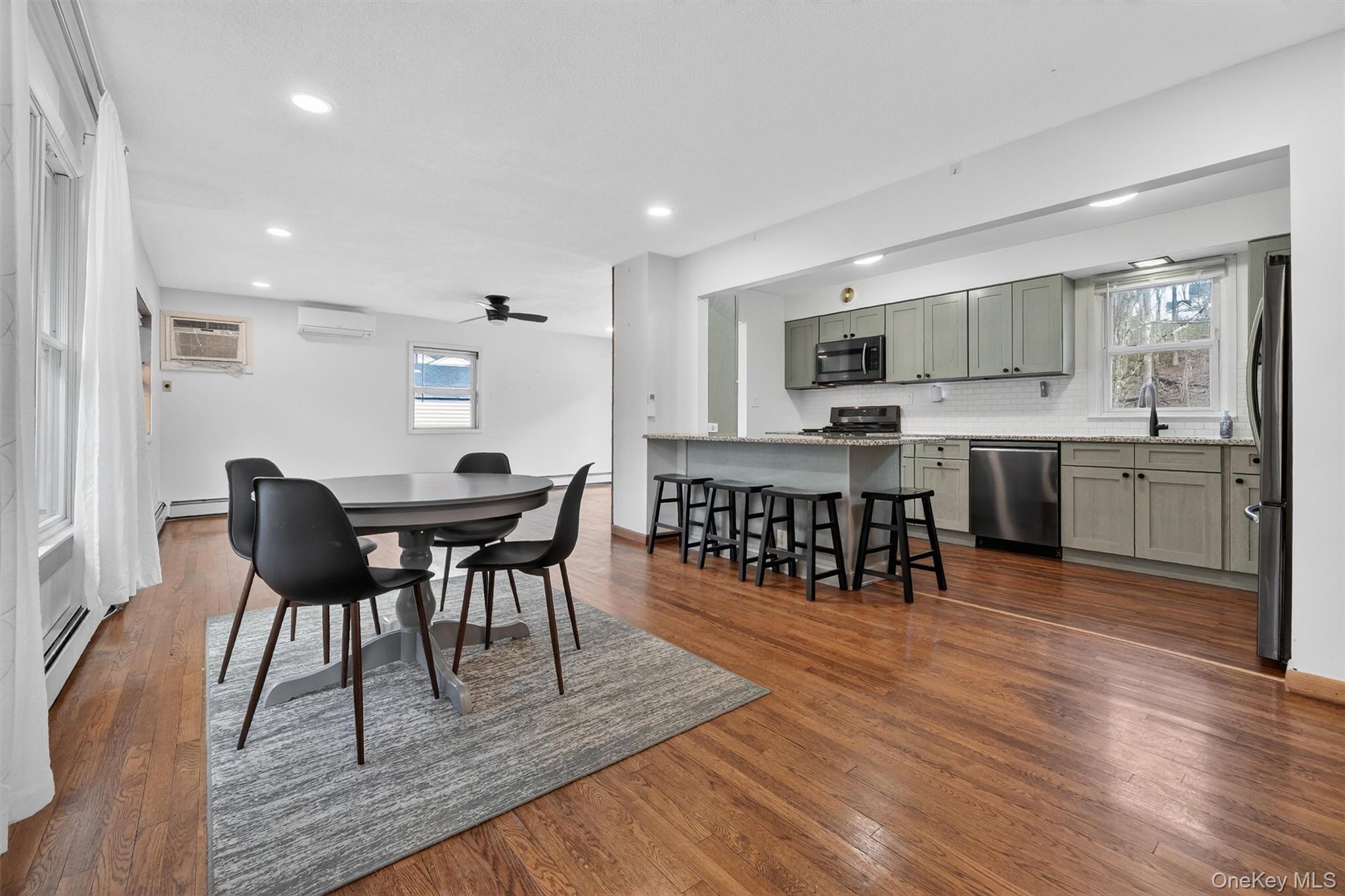 #4 photo, 5 Bedford Lane, Thiells , NY 10984