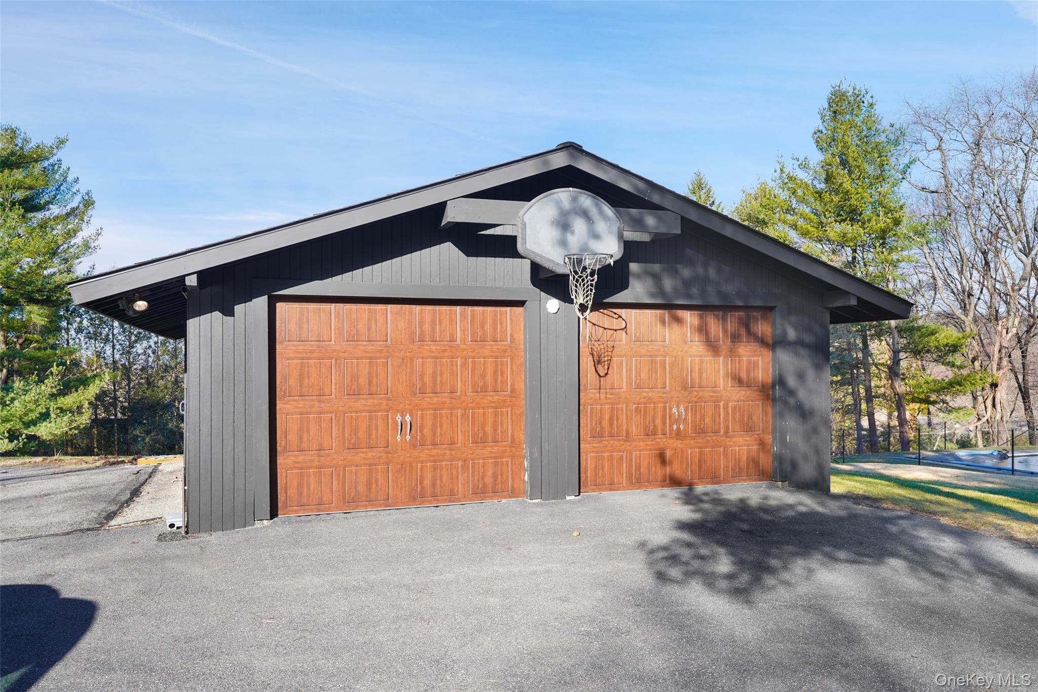 #16 photo, 12B Flintlock Ridge Road, Katonah , NY 10536