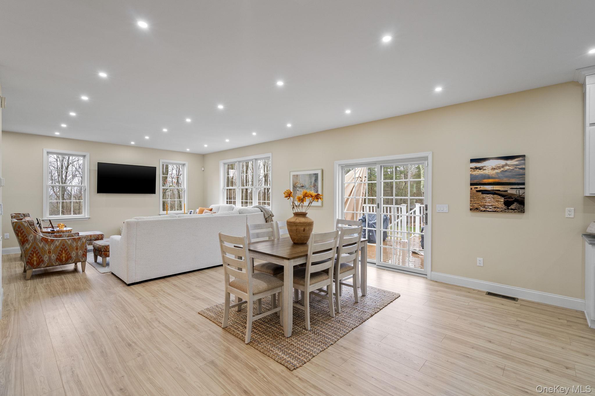 #14 photo, 159 Rombout Road, Poughkeepsie , NY 12603