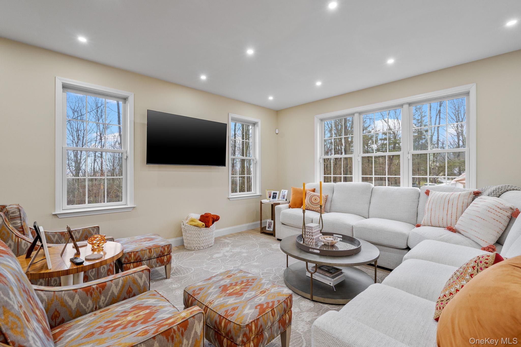 #4 photo, 159 Rombout Road, Poughkeepsie , NY 12603