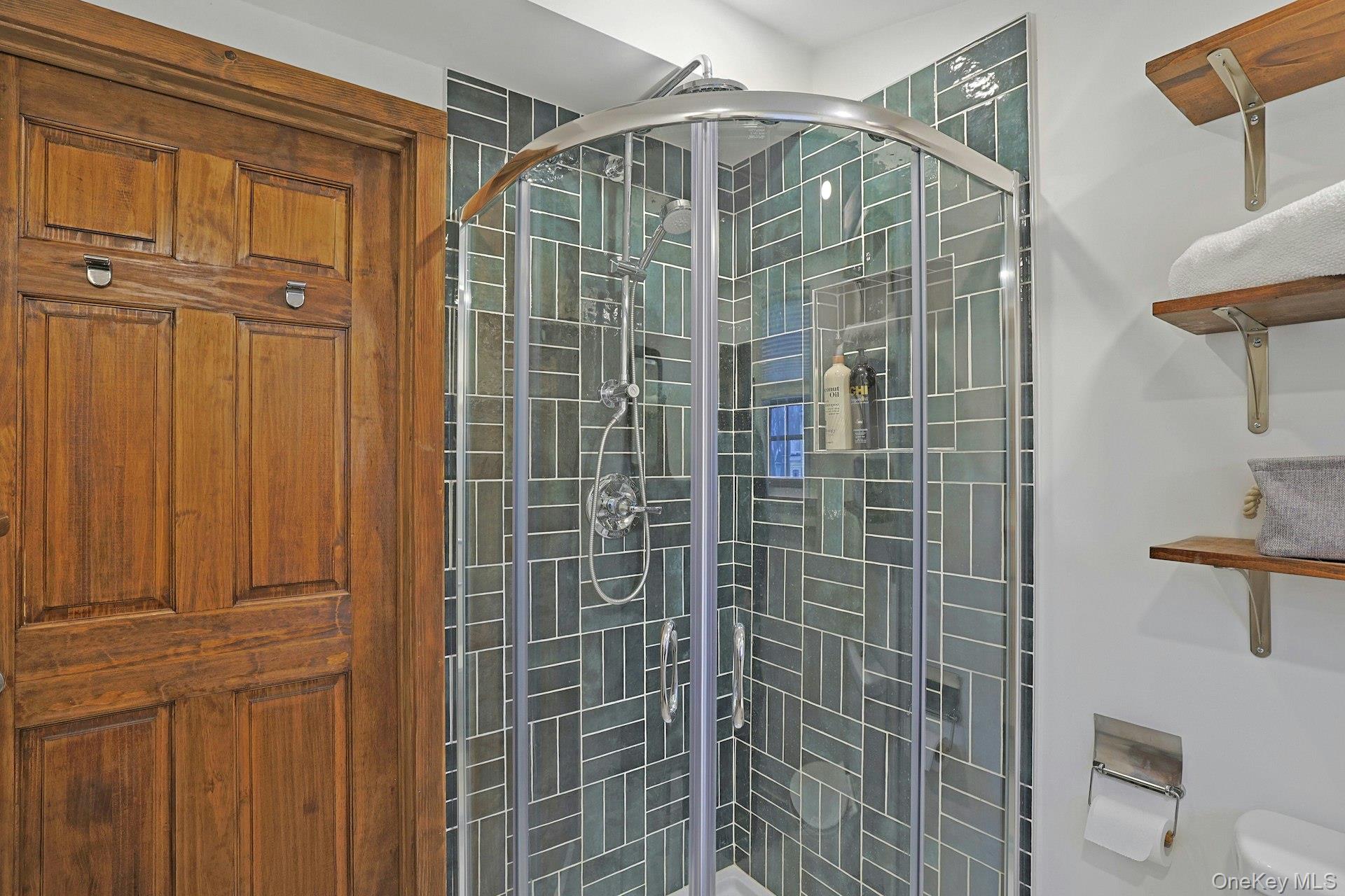 #18 photo, 1 Bridge Terrace, Fort Montgomery , NY 10922