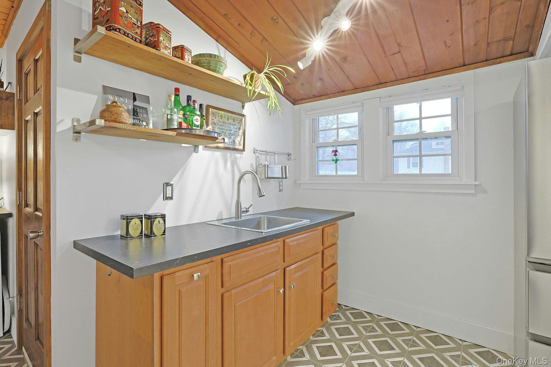 #9 photo, 1 Bridge Terrace, Fort Montgomery , NY 10922