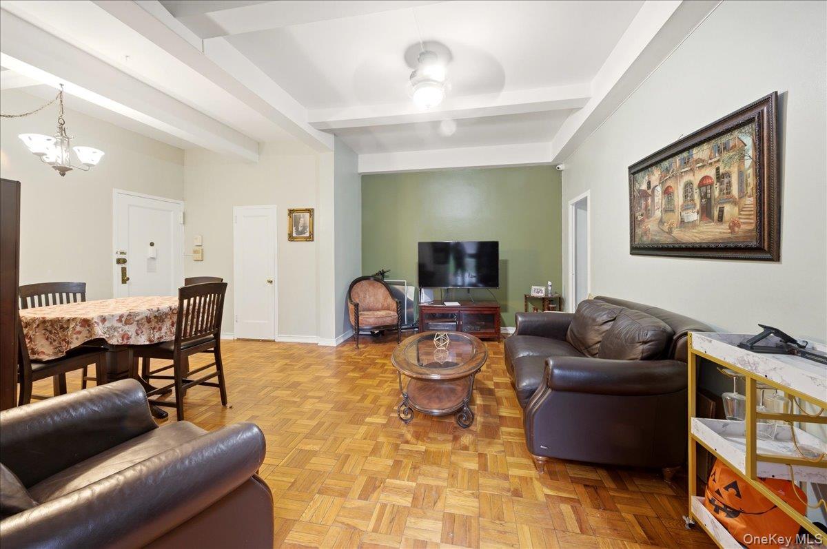 #15 photo, 1561 Metropolitan Avenue, Bronx , NY 10462