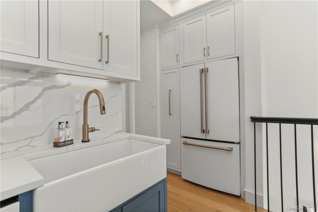 #10 photo, 81 Rochelle Street, Bronx , NY 10464