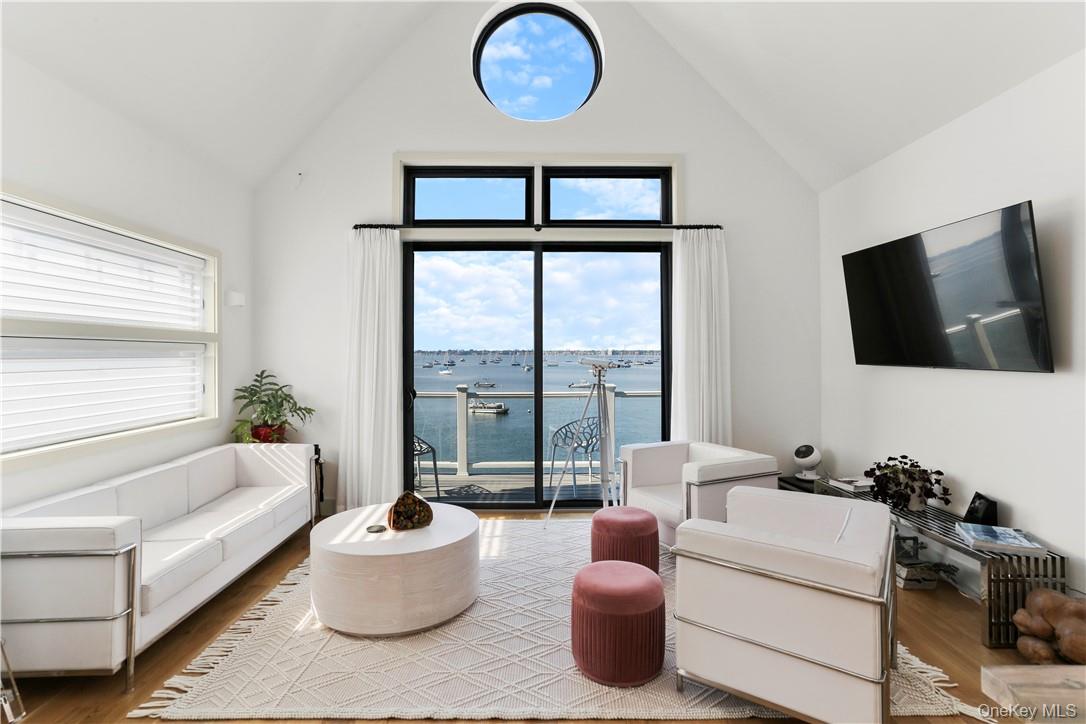 #5 photo, 81 Rochelle Street, Bronx , NY 10464