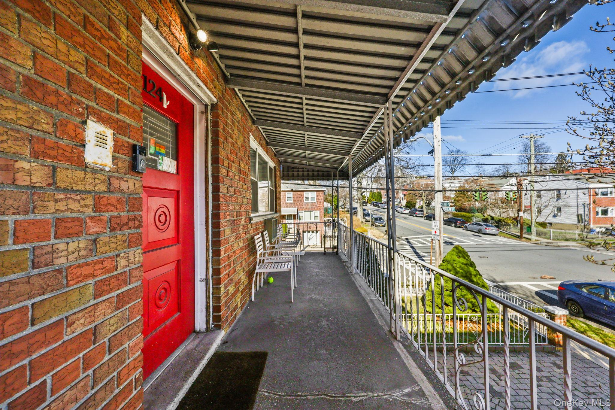 #2 photo, 124 Scott Avenue, 纽约州 Yonkers , NY 10704