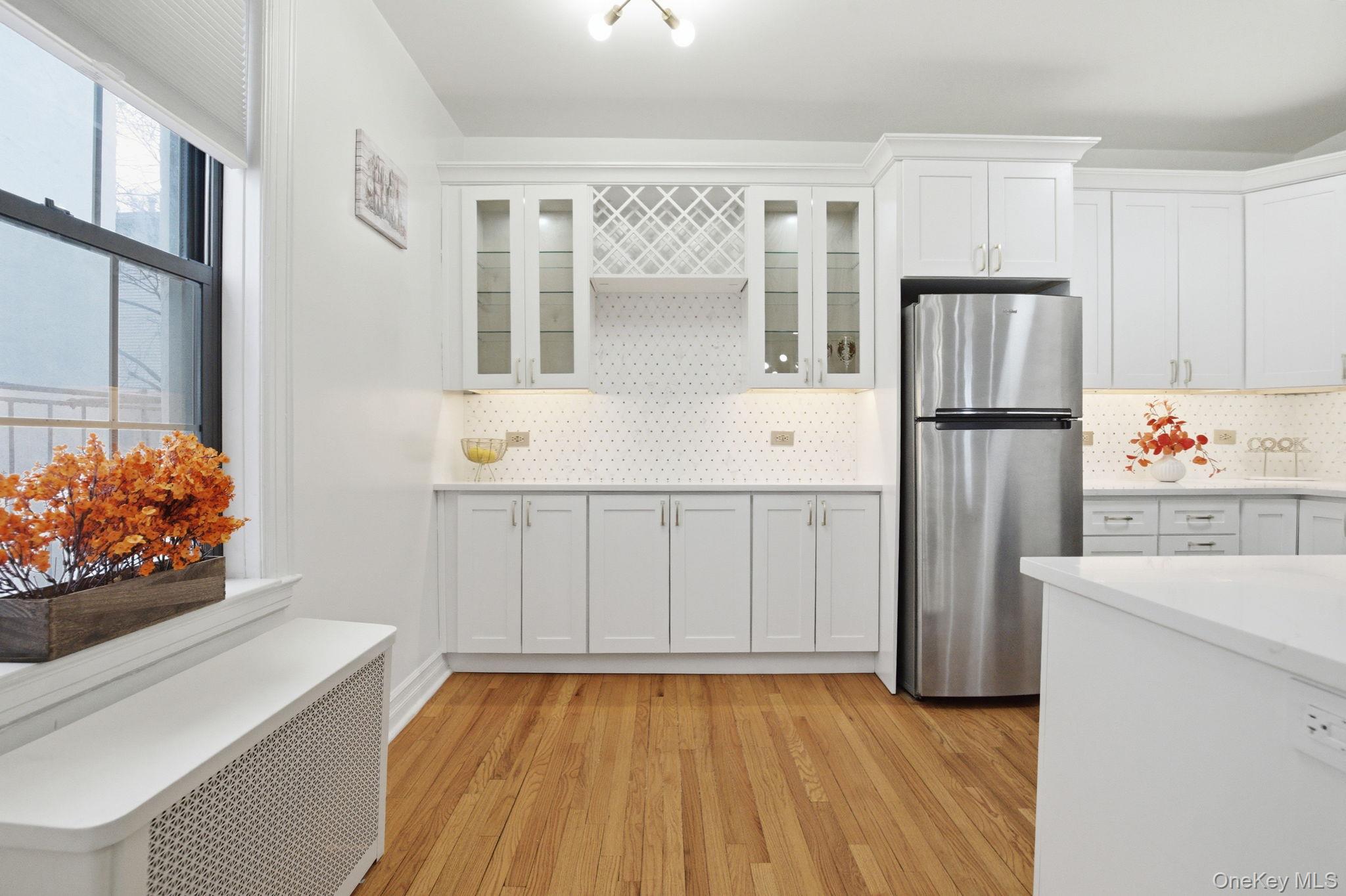 #12 photo, 26 W Pondfield Road, Bronxville , NY 10708