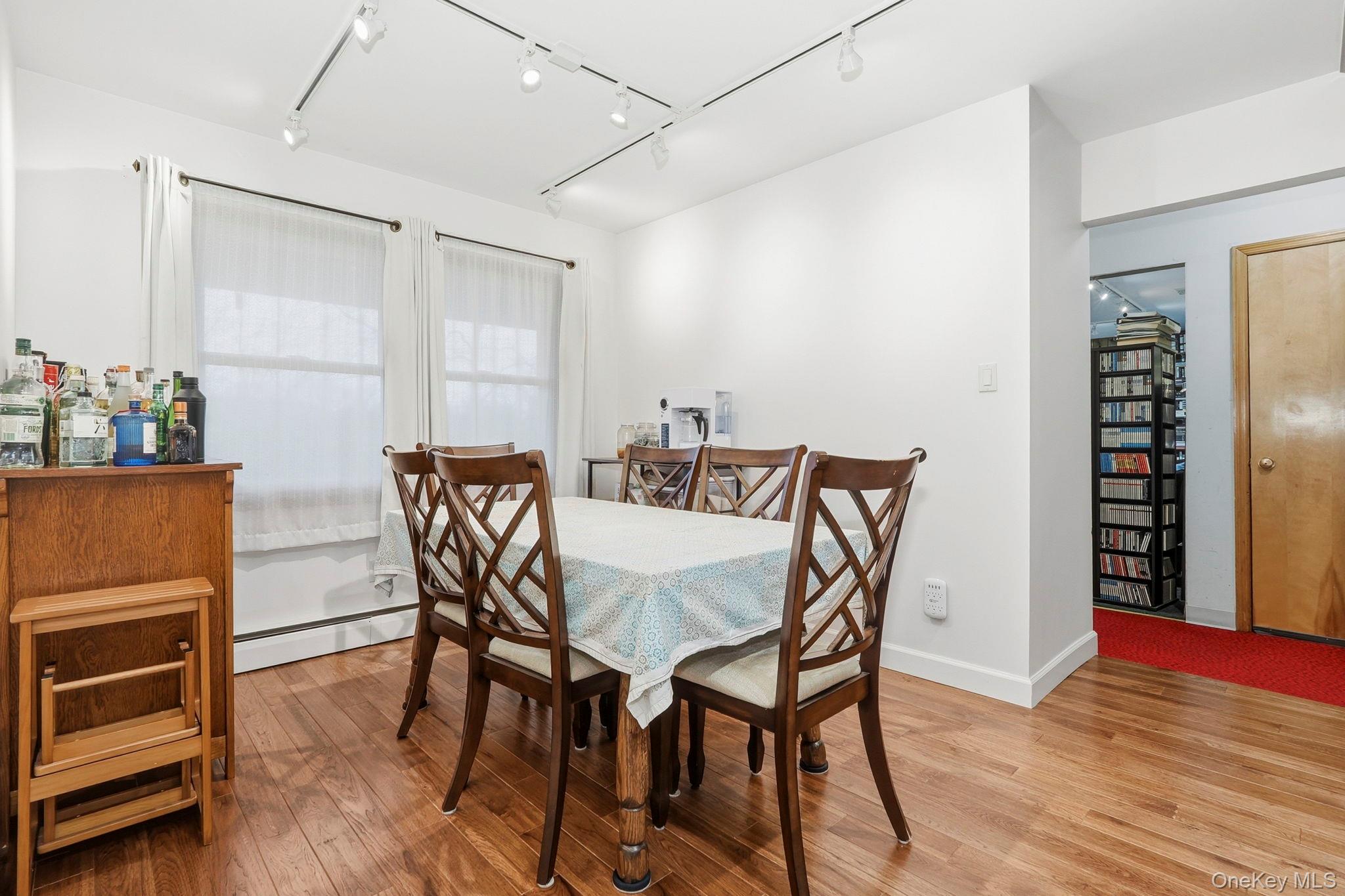 #5 photo, 33 Fulmar Road, Mahopac , NY 10541